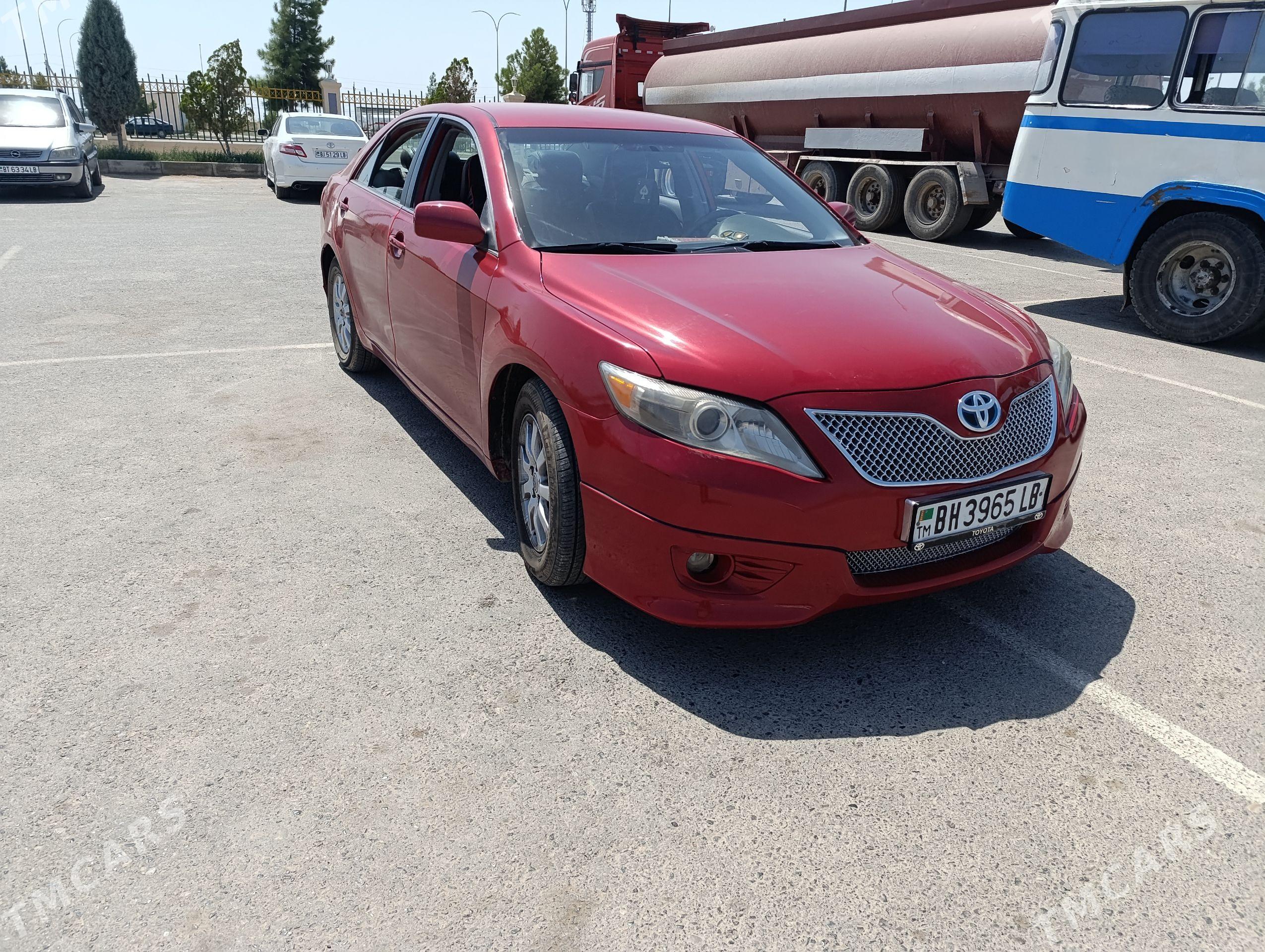 Toyota Camry 2011 - 176 000 TMT - Чарджоу - img 1