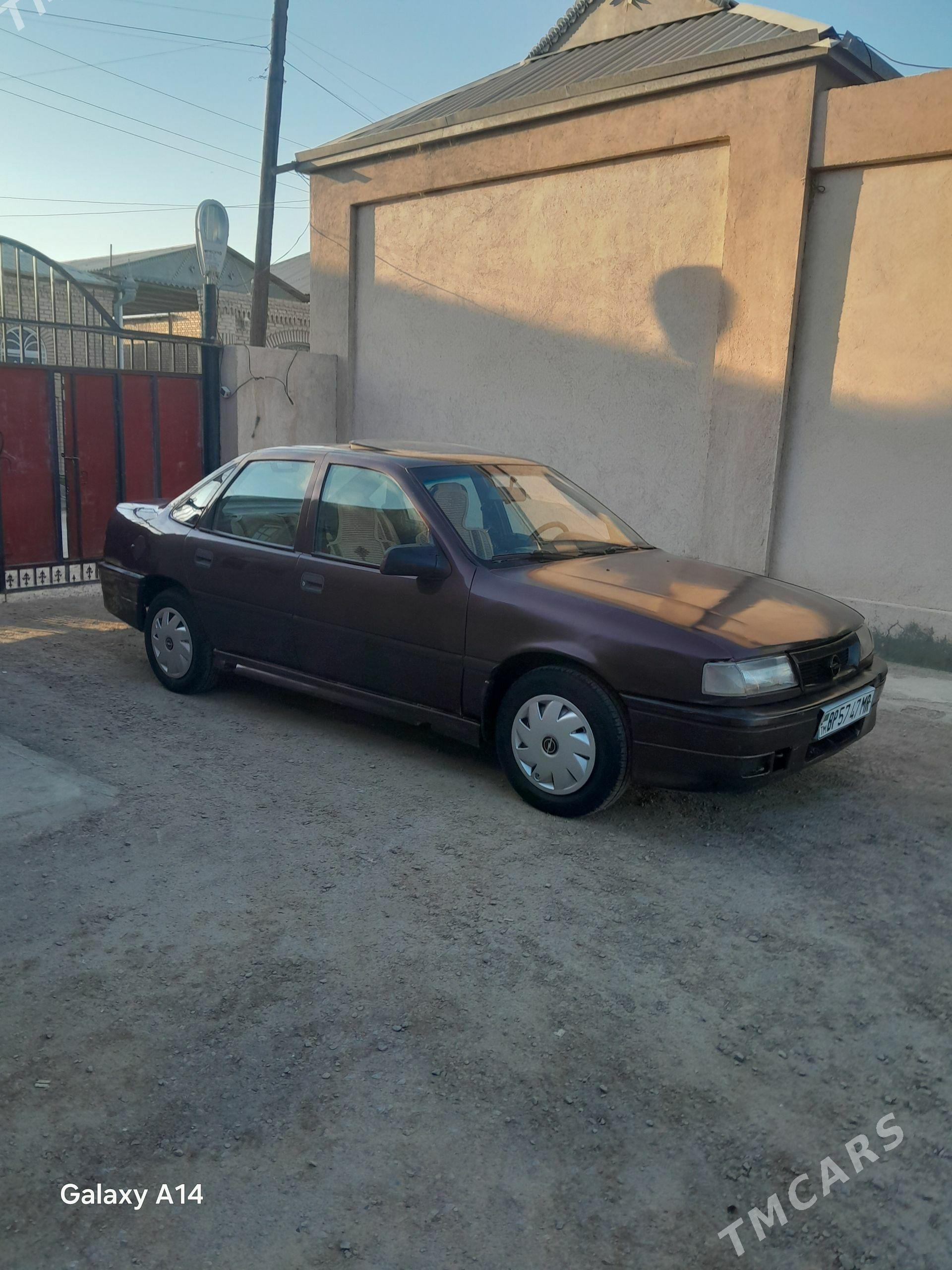 Opel Vectra 1992 - 25 000 TMT - Wekilbazar - img 1