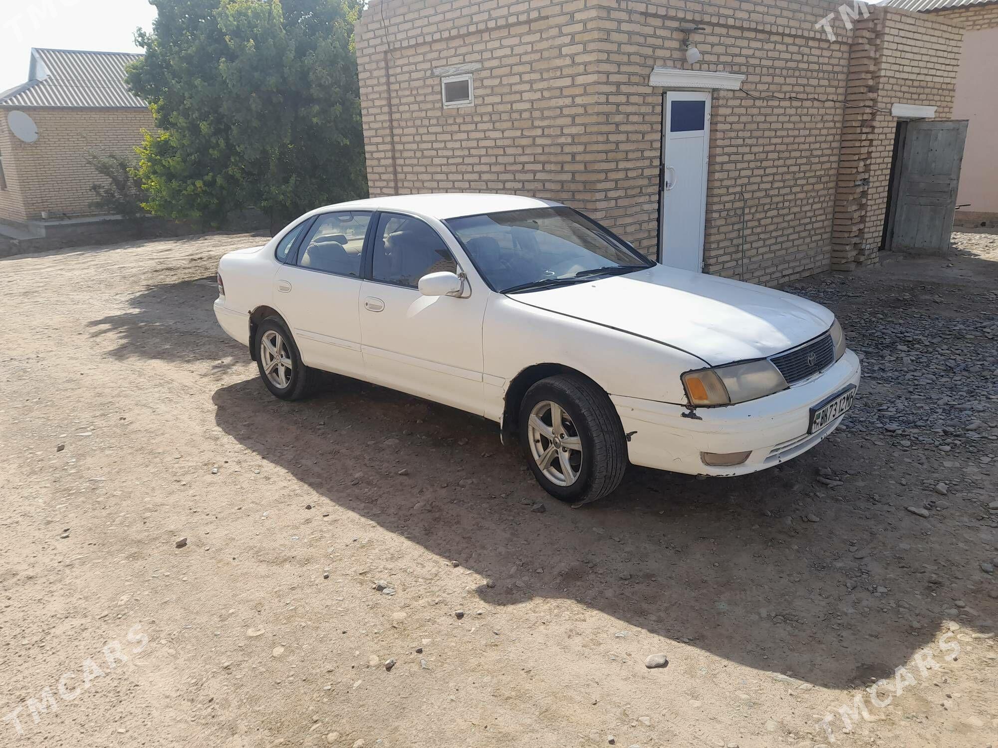 Toyota Avalon 1997 - 92 000 TMT - Мары - img 1