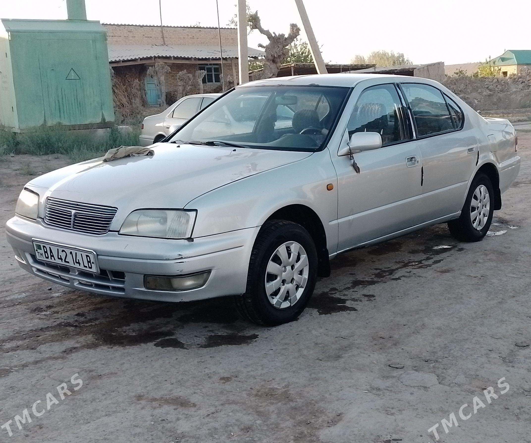 Toyota Vista 1995 - 65 000 TMT - Халач - img 1