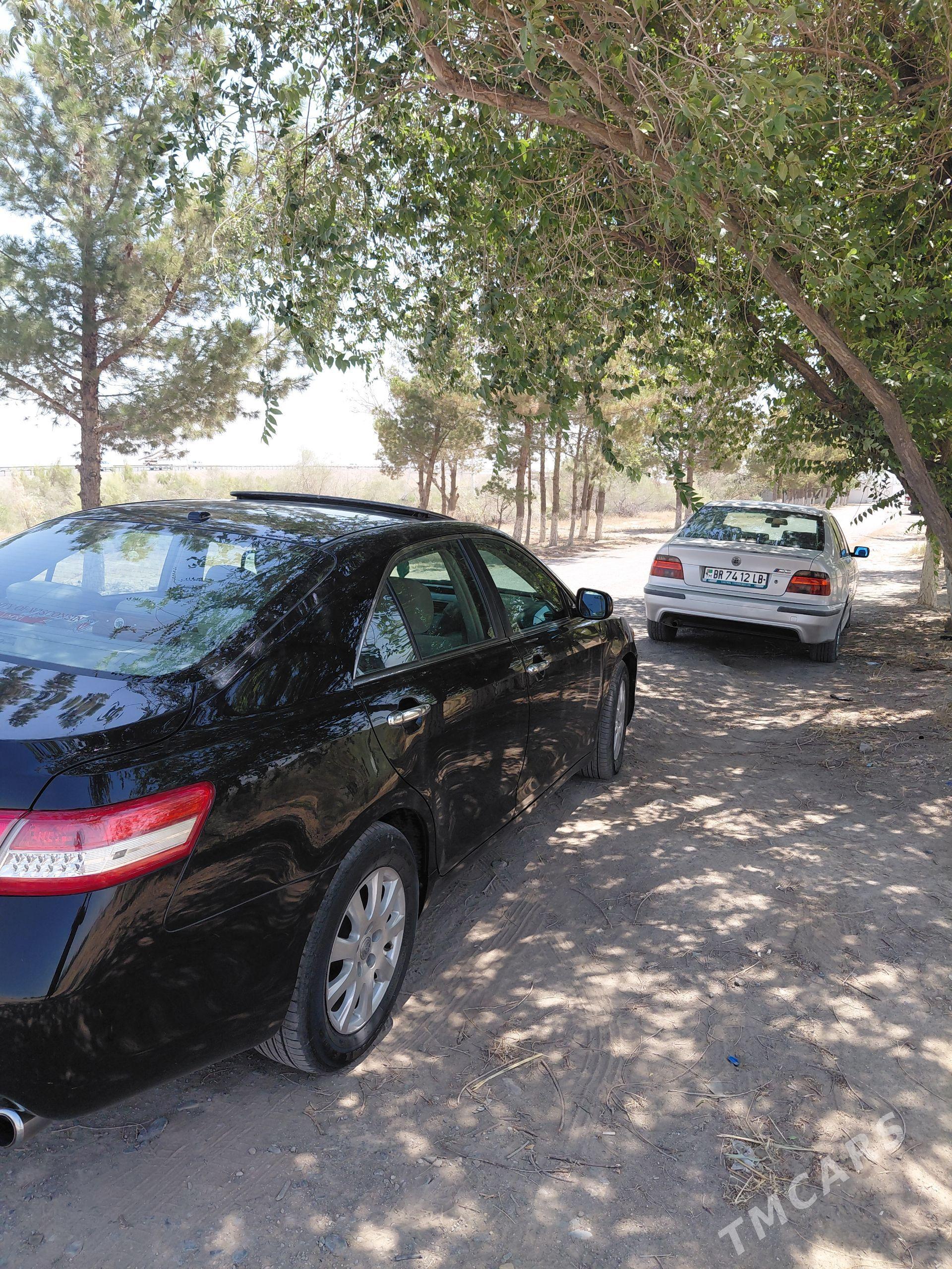 Toyota Camry 2010 - 260 000 TMT - Дянев - img 1