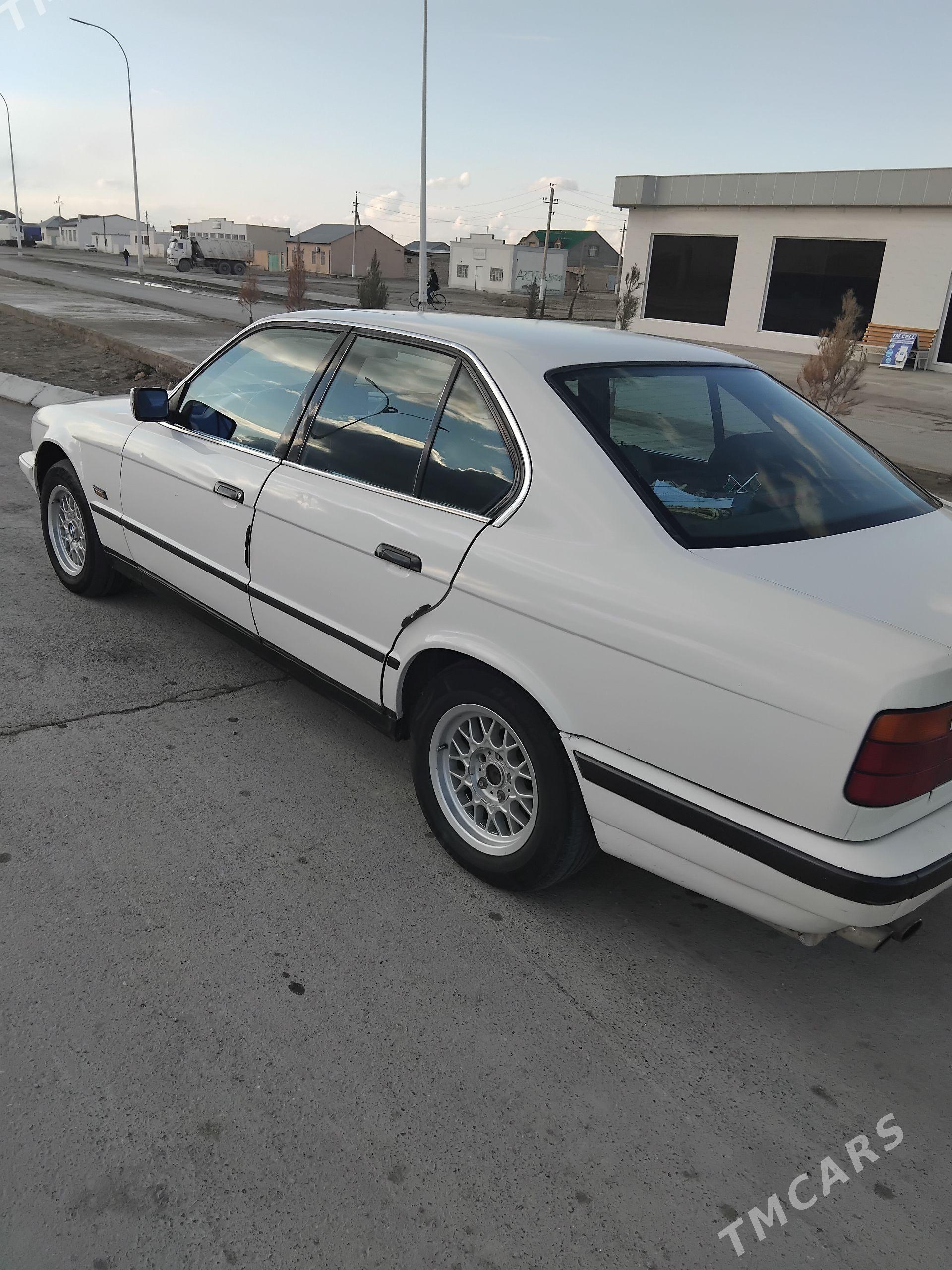 BMW 525 1990 - 56 000 TMT - Гызыларбат - img 1