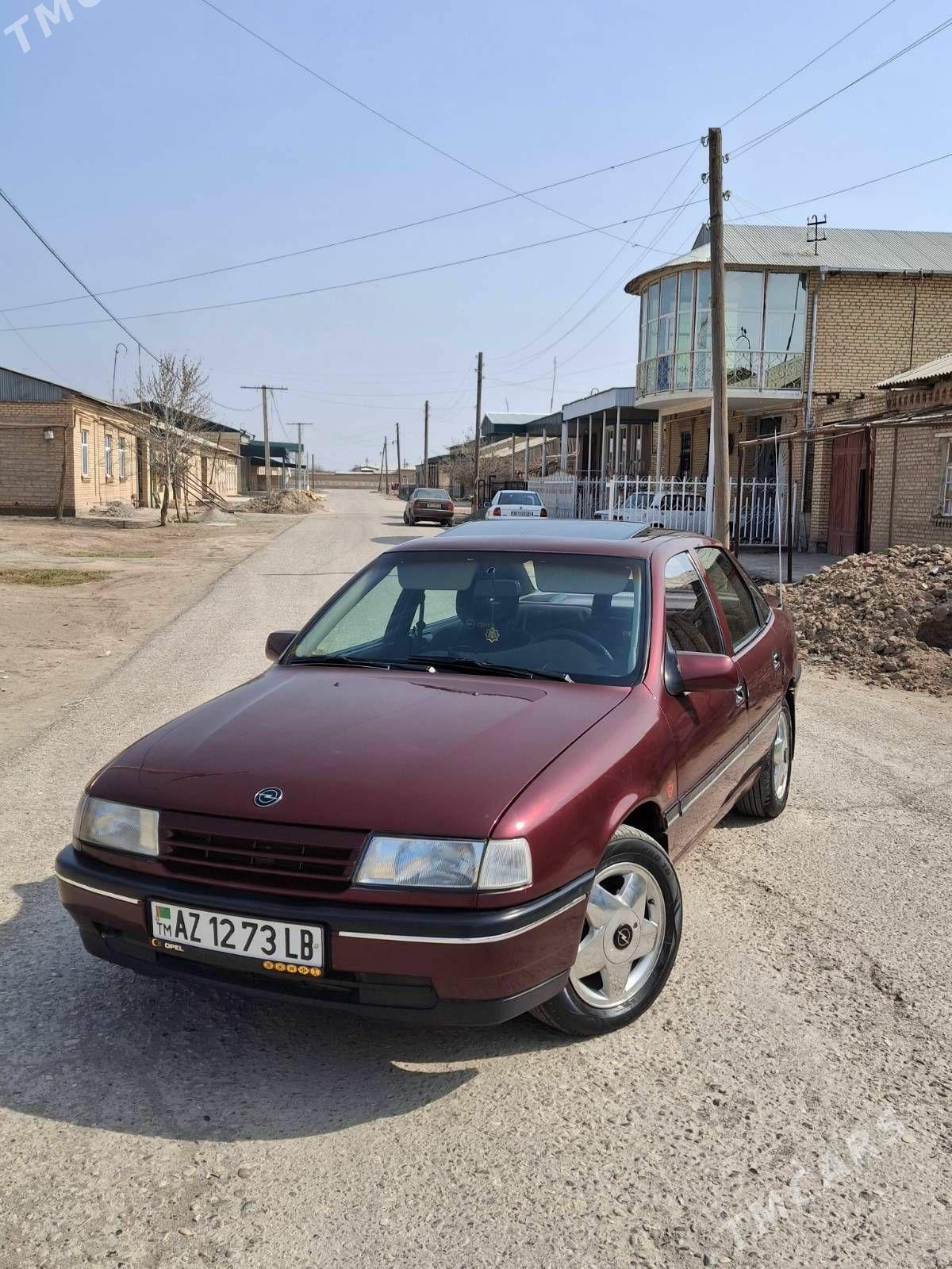 Opel Vectra 1992 - 63 000 TMT - Çärjew - img 1