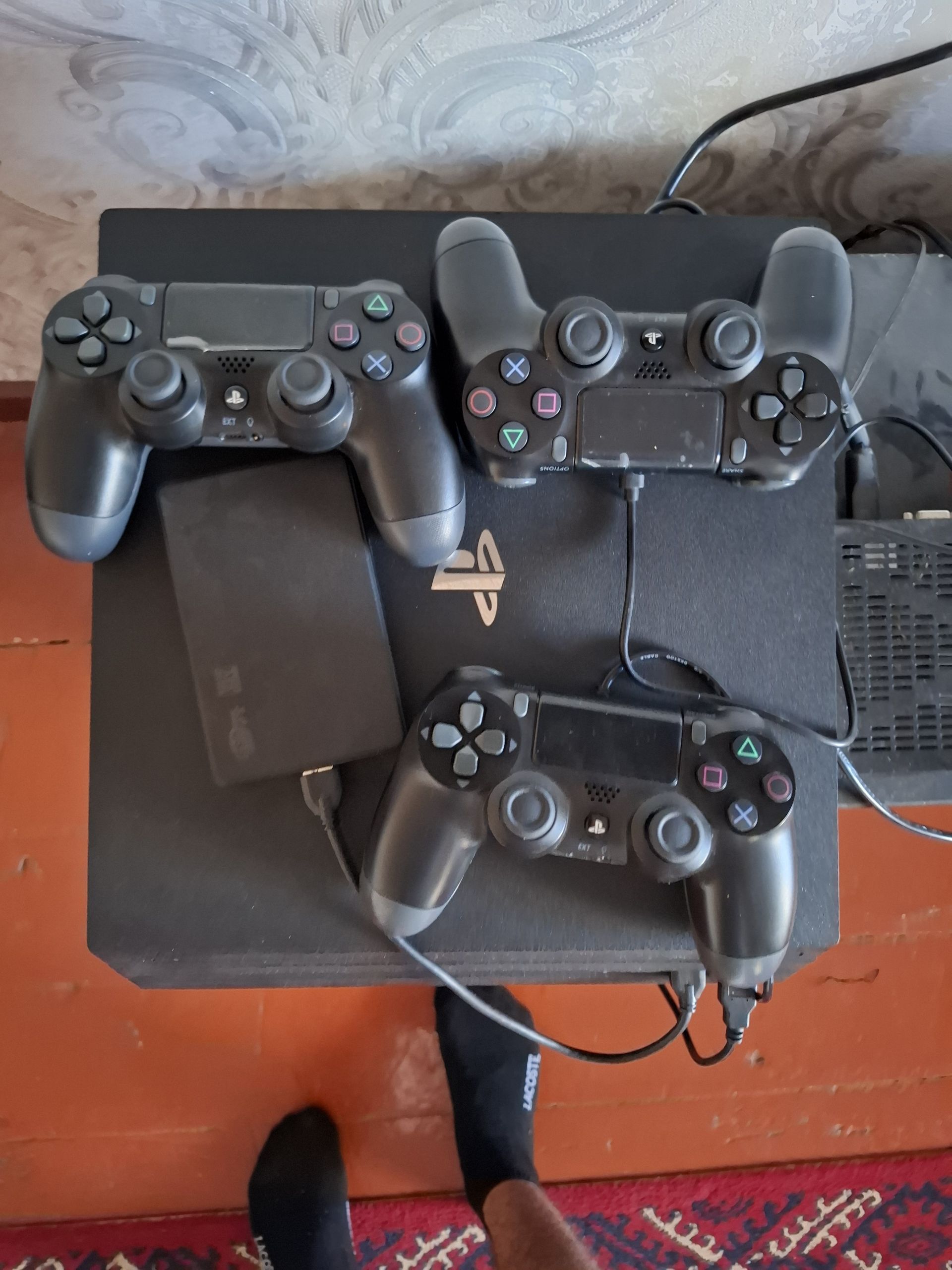 Playstation 4 pro - Дашогуз - img 1