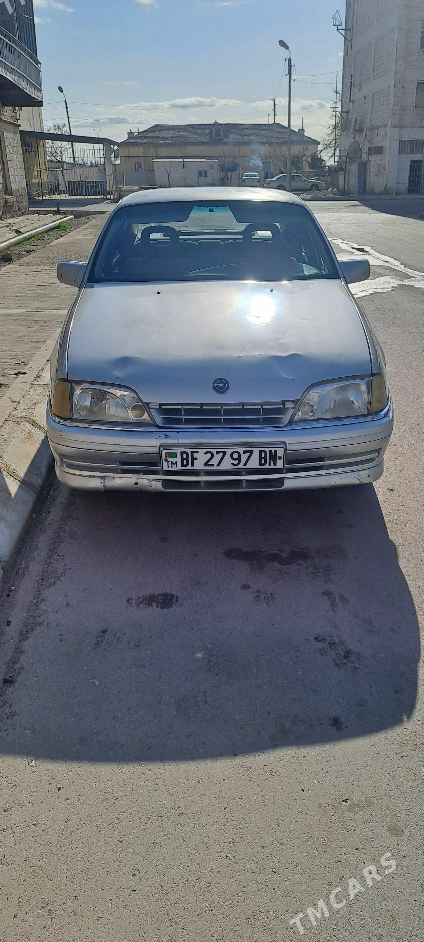 Opel Omega 1991 - 25 000 TMT - Туркменбаши - img 1