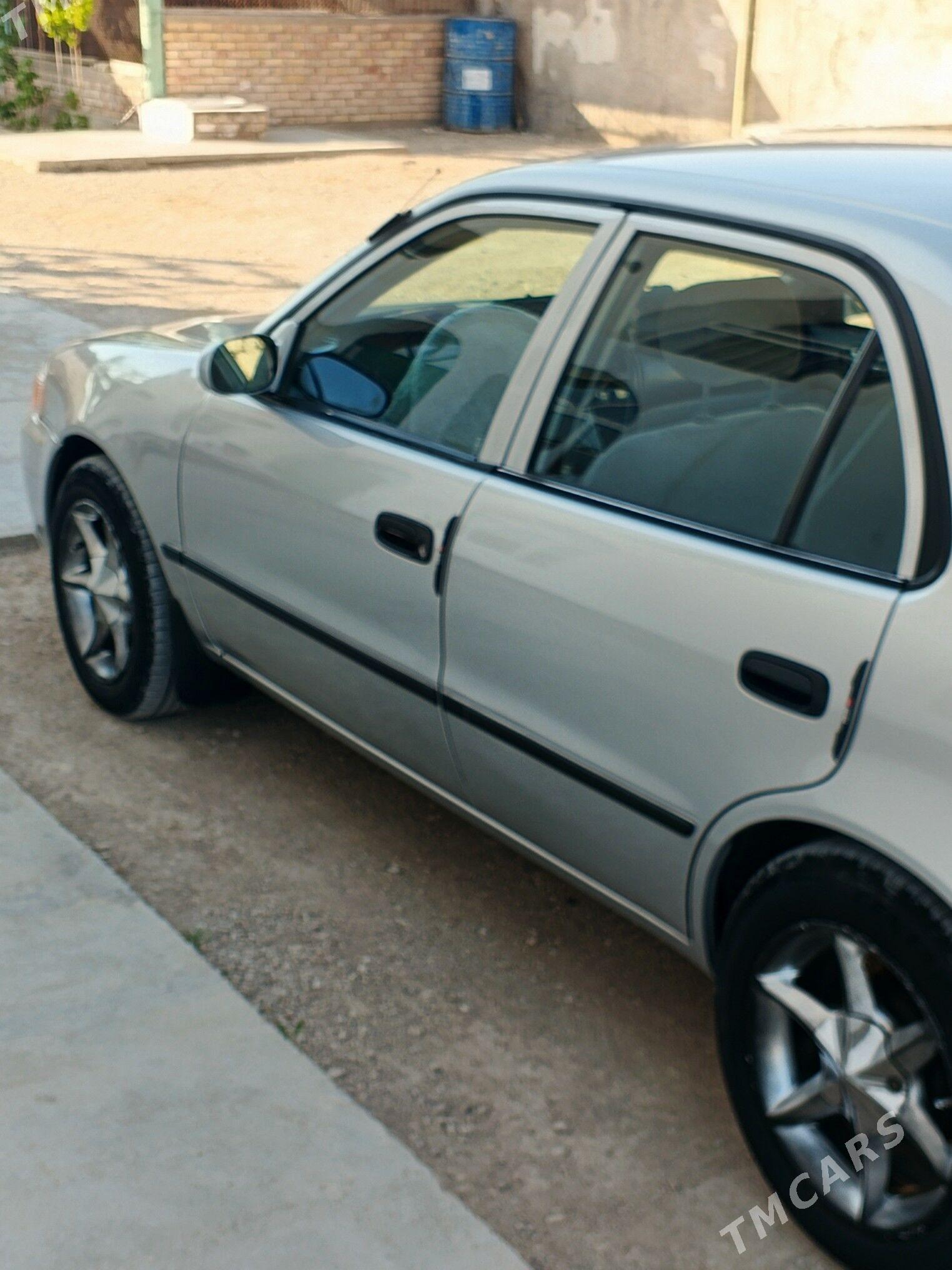 Toyota Corolla 2002 - 115 000 TMT - Балканабат - img 1