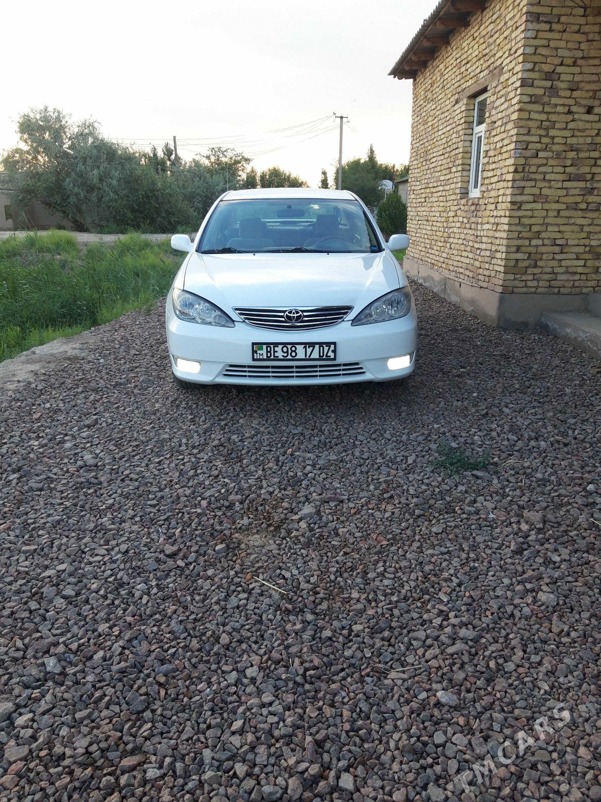 Toyota Camry 2004 - 184 000 TMT - Губадаг - img 1