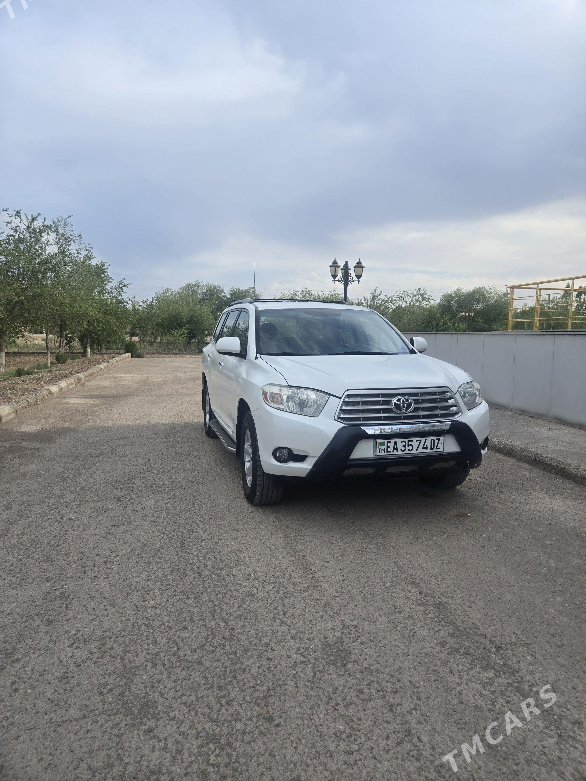 Toyota Highlander 2009 - 330 000 TMT - Кёнеургенч - img 1