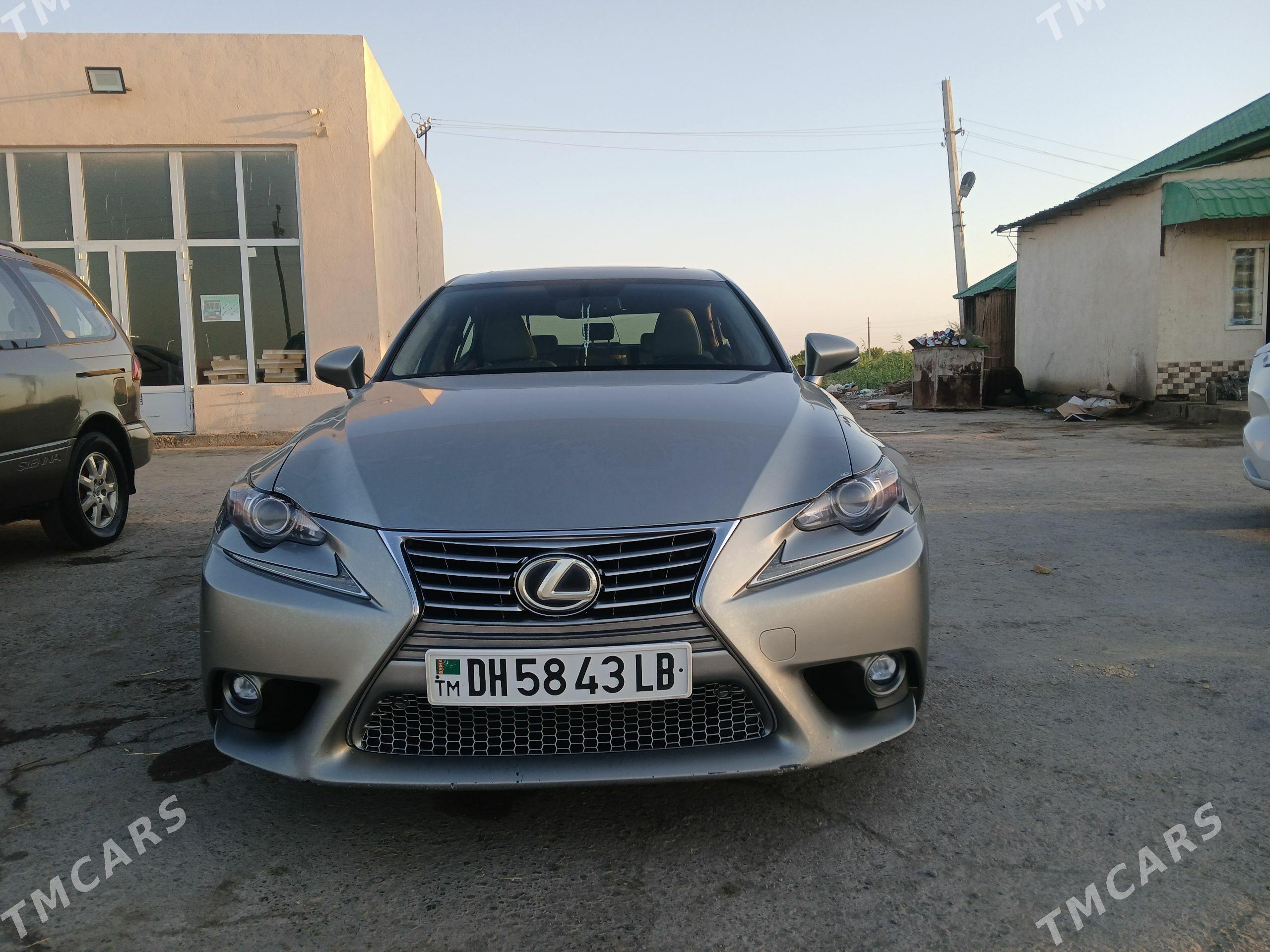 Lexus IS-F 2016 - 320 000 TMT - Дянев - img 1