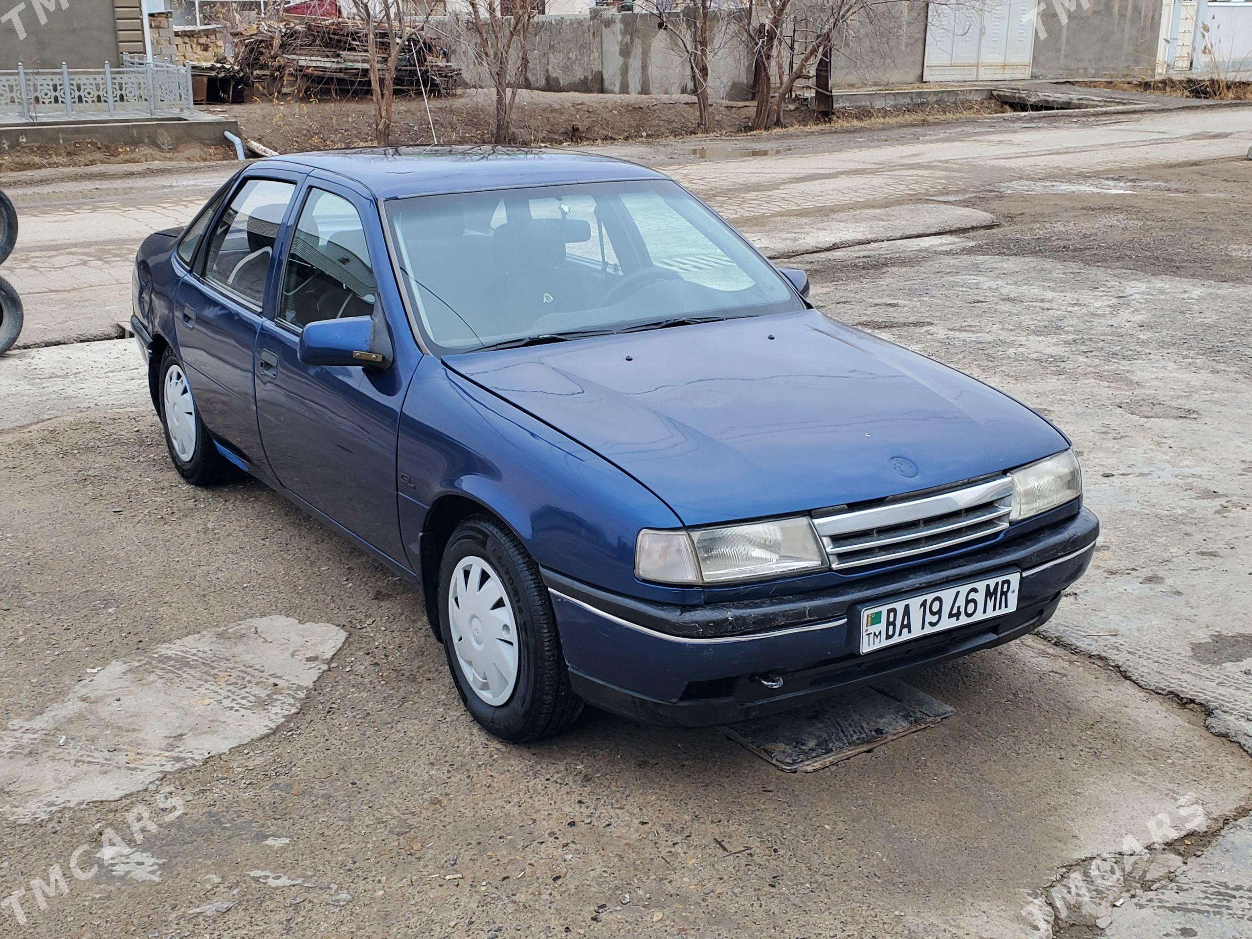 Opel Vectra 1992 - 28 000 TMT - Mary - img 1