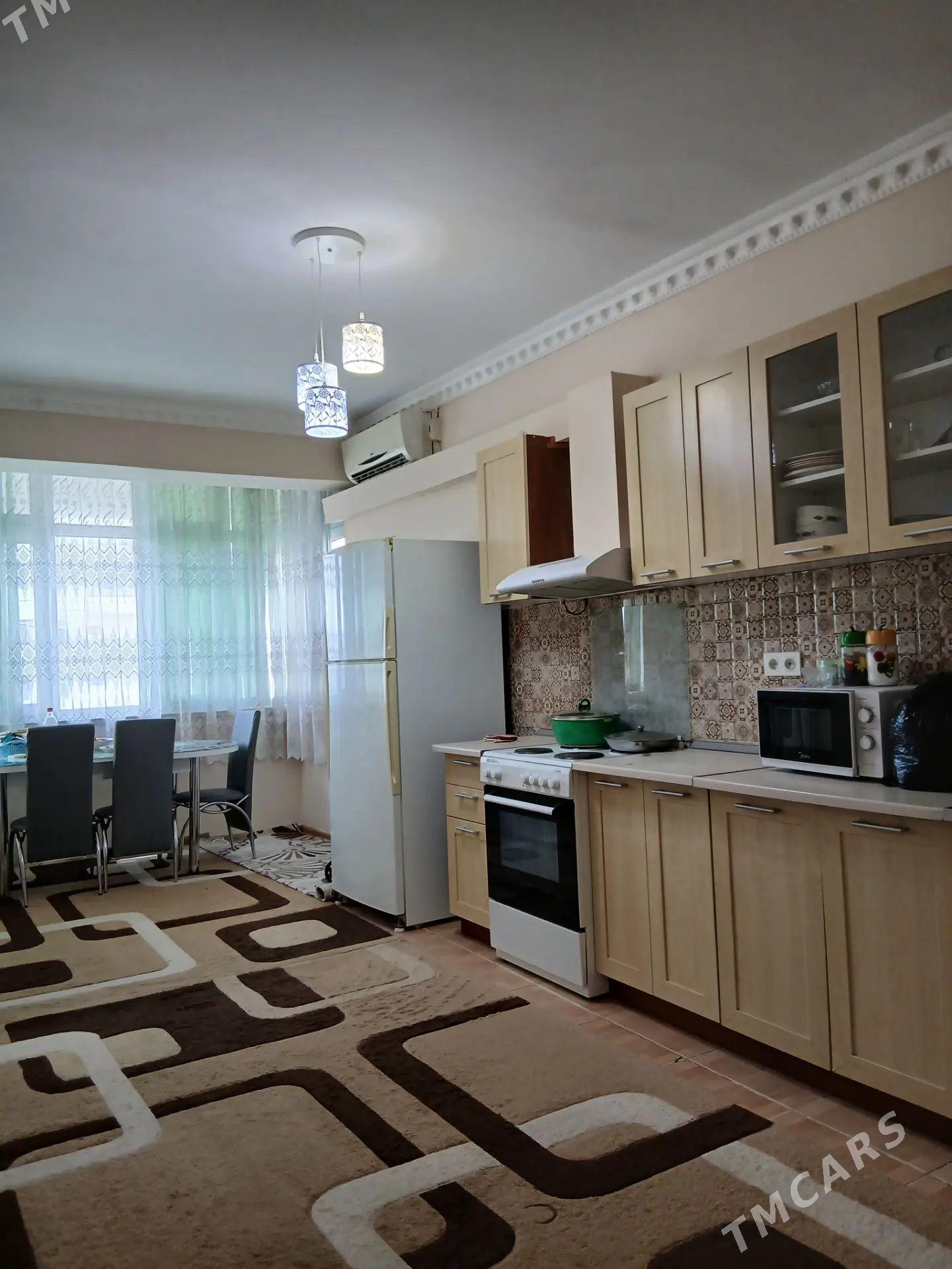 arenda kwartira - Мир 3 - img 1