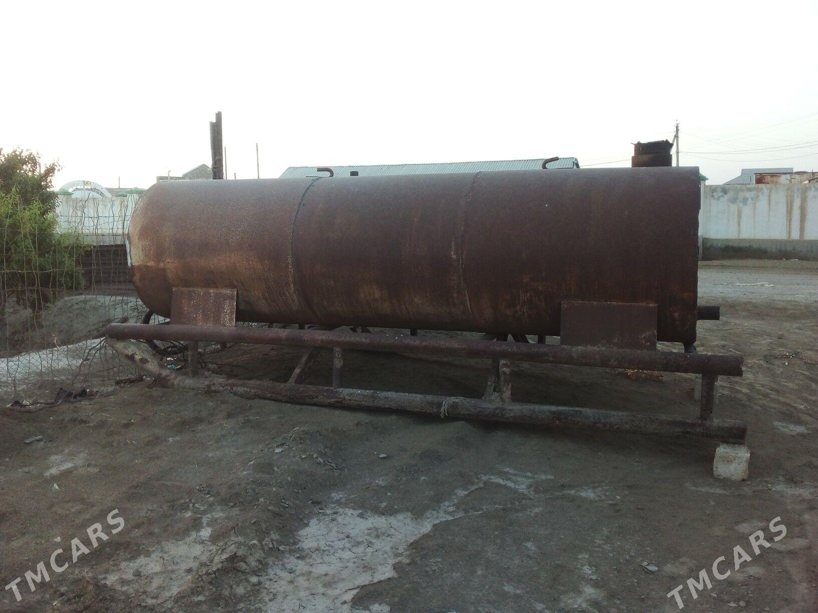 10 Tonlyk celek - Эсенгулы - img 1