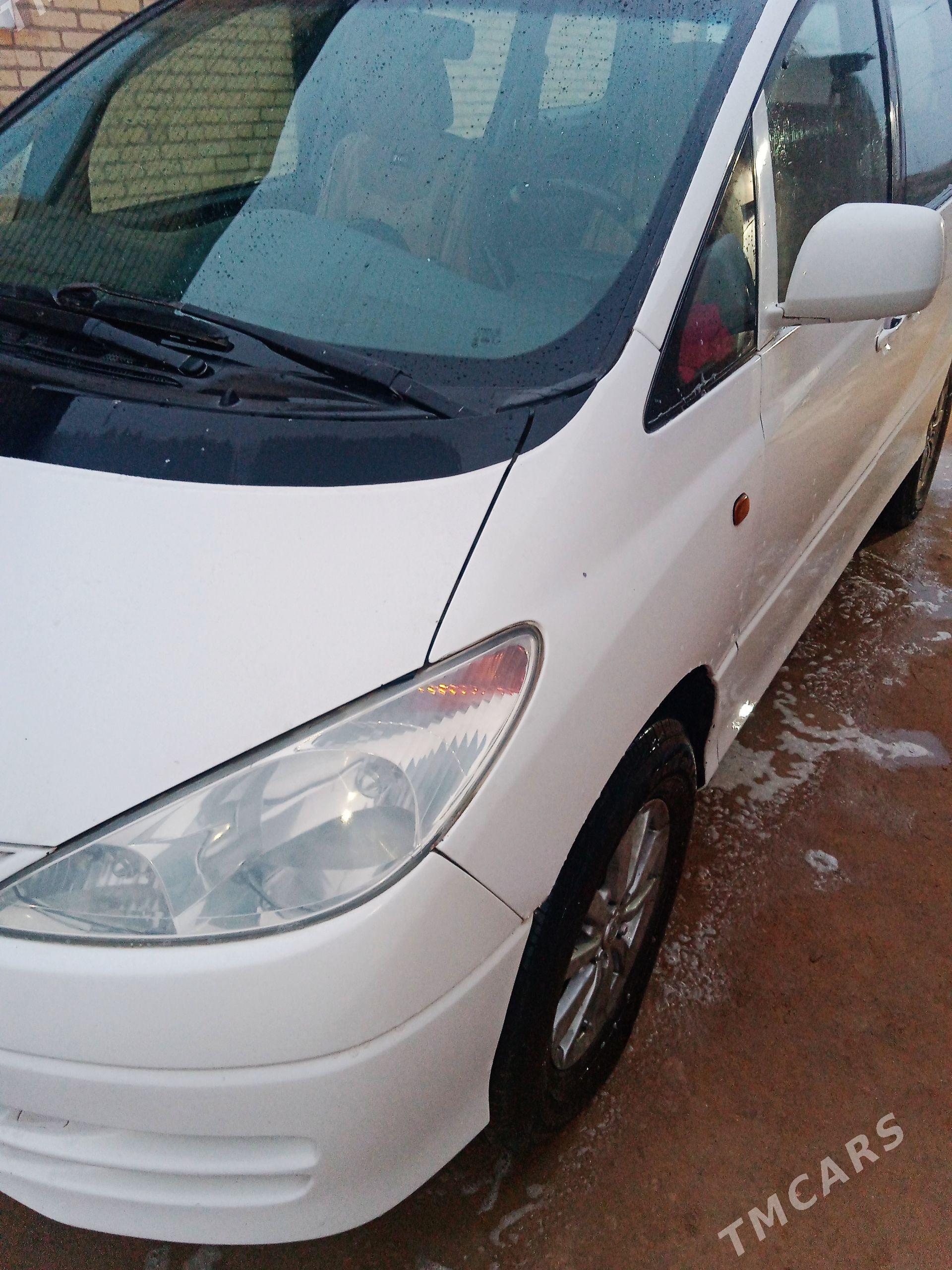 Toyota Previa 2000 - 130 000 TMT - Darganata - img 1