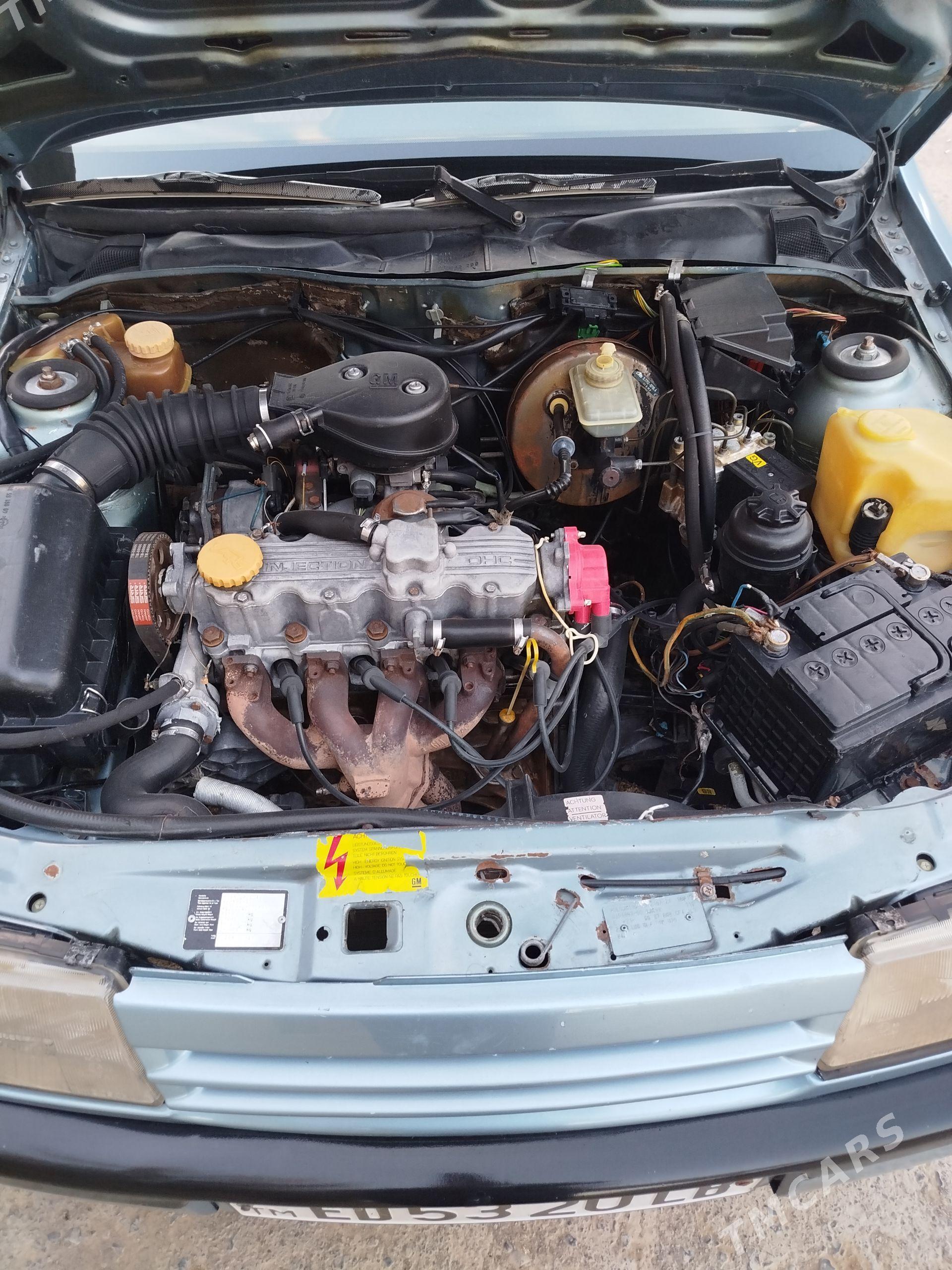 Opel Vectra 1991 - 33 000 TMT - Magdanly - img 1