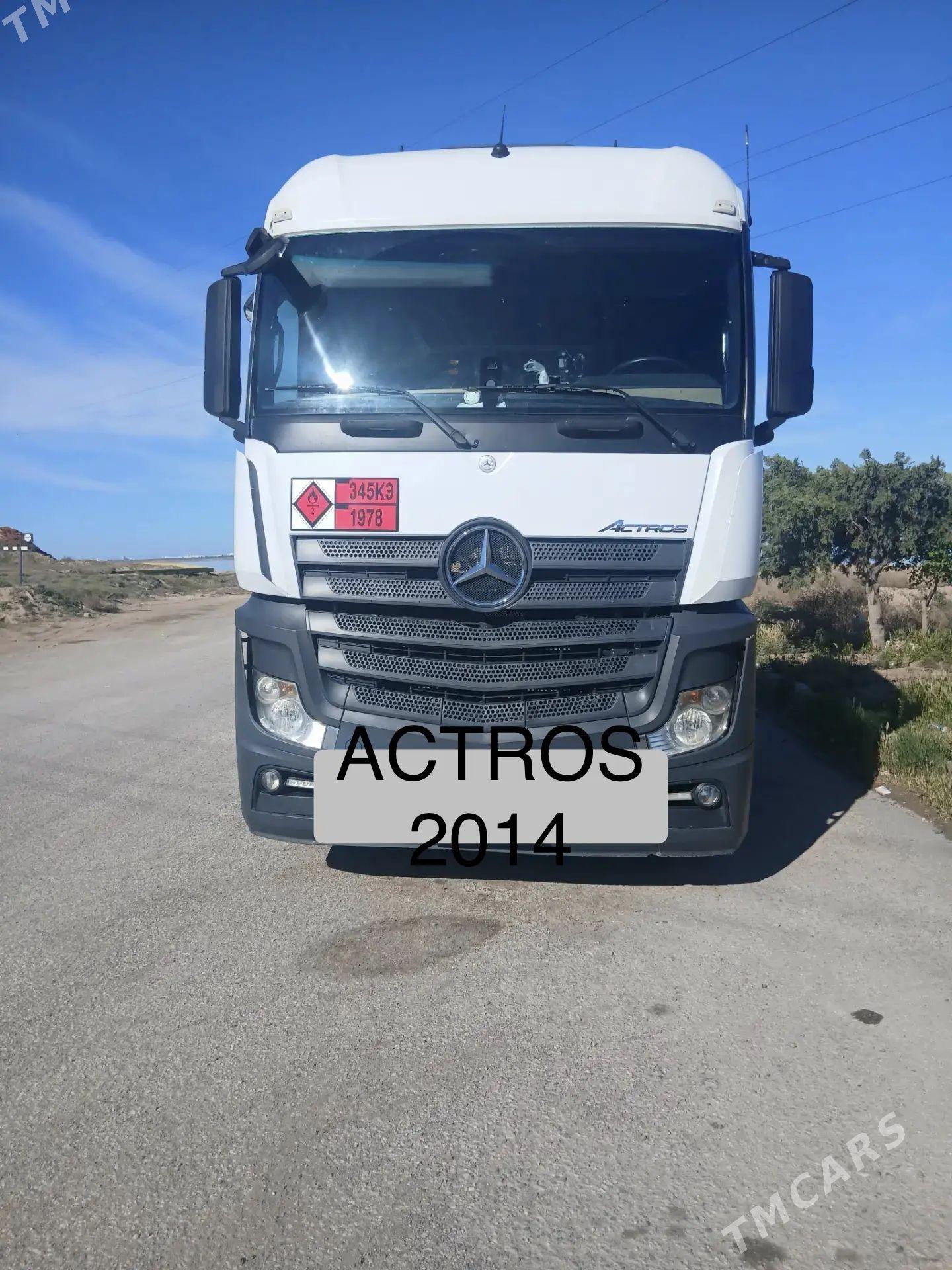 Mercedes-Benz ACTROS 3331 2014 - 560 000 TMT - Mary - img 1