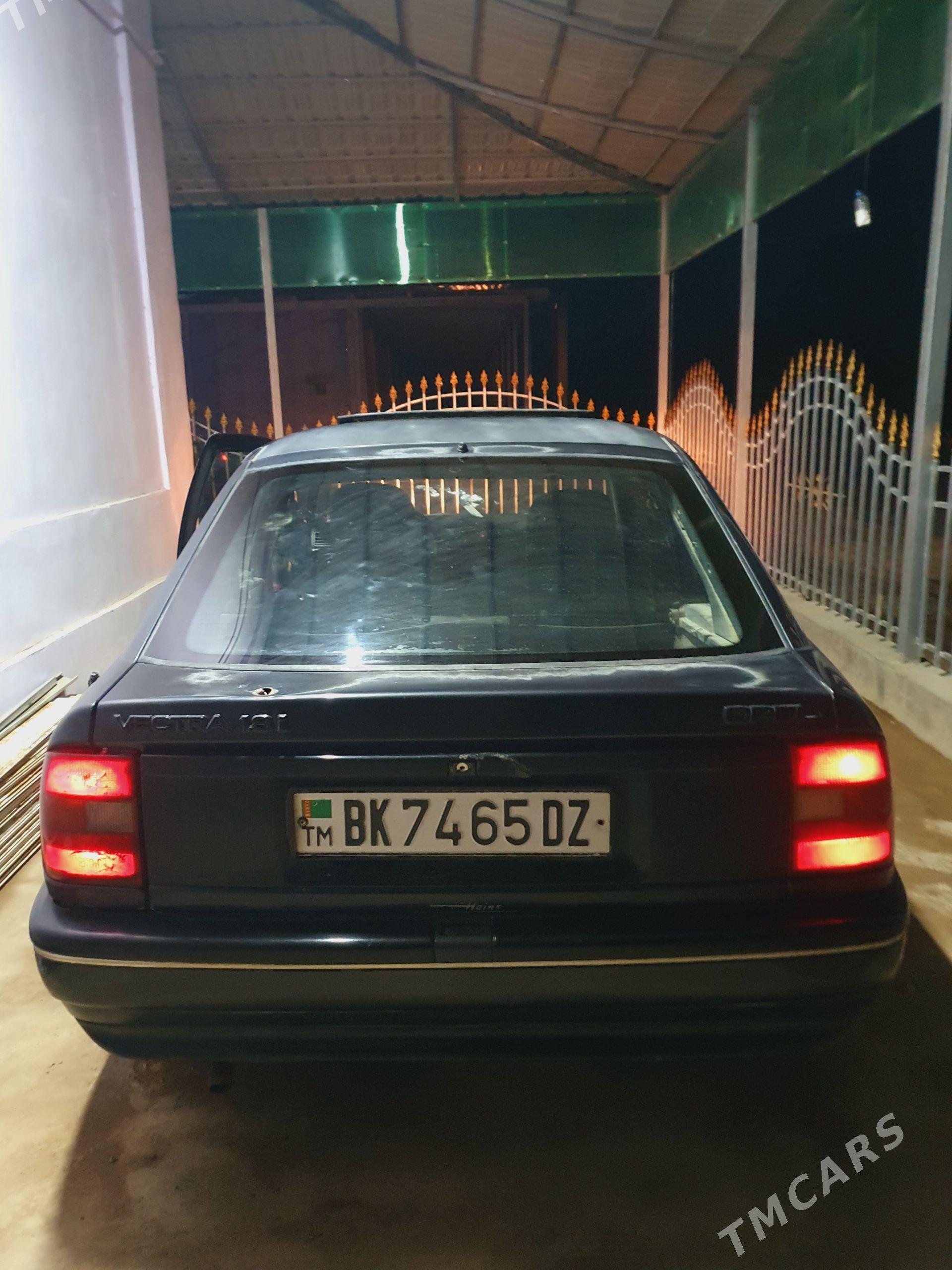 Opel Vectra 1991 - 25 000 TMT - Гурбансолтан Едже - img 1
