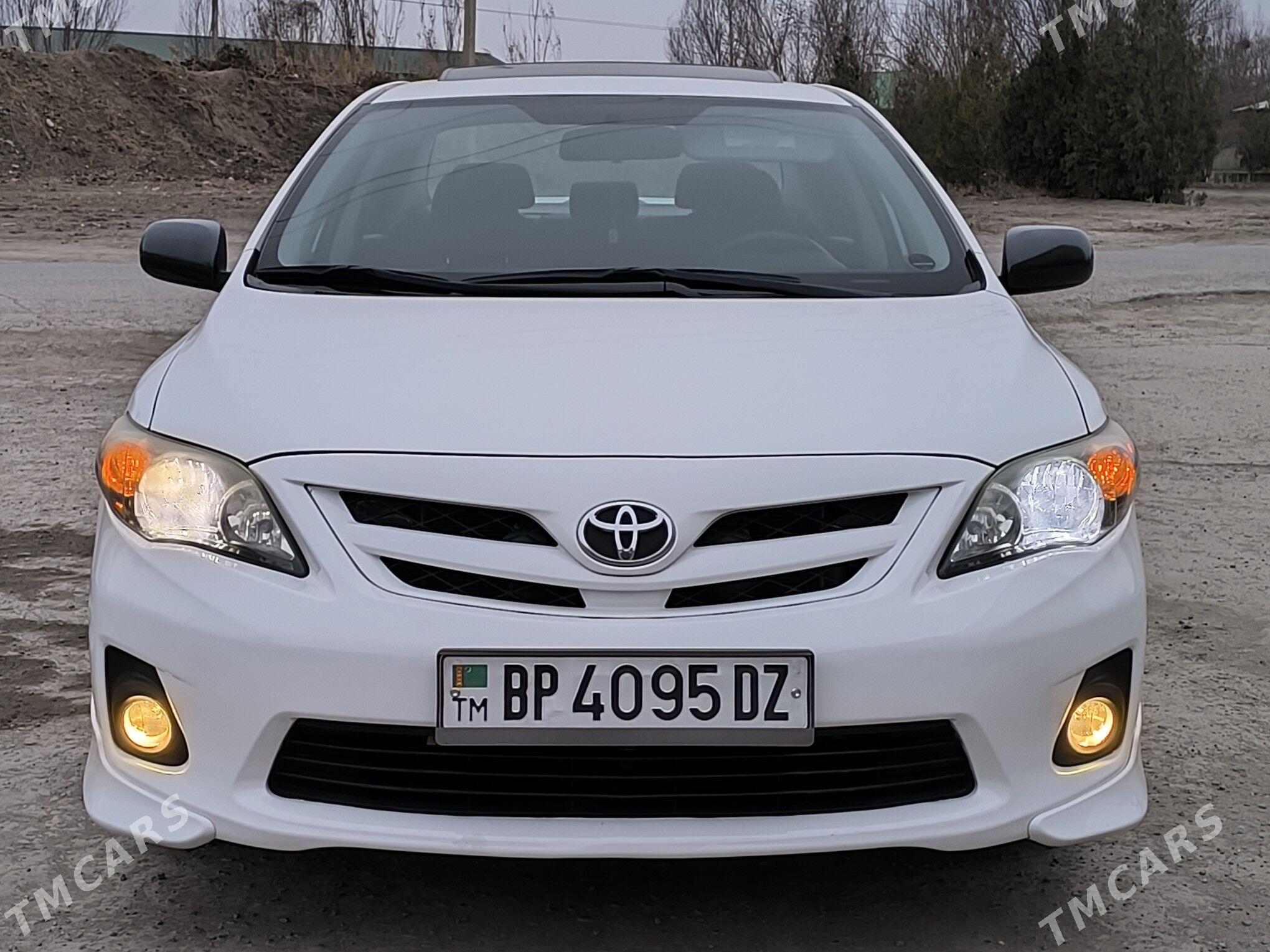 Toyota Corolla 2011 - 200 000 TMT - Daşoguz - img 1