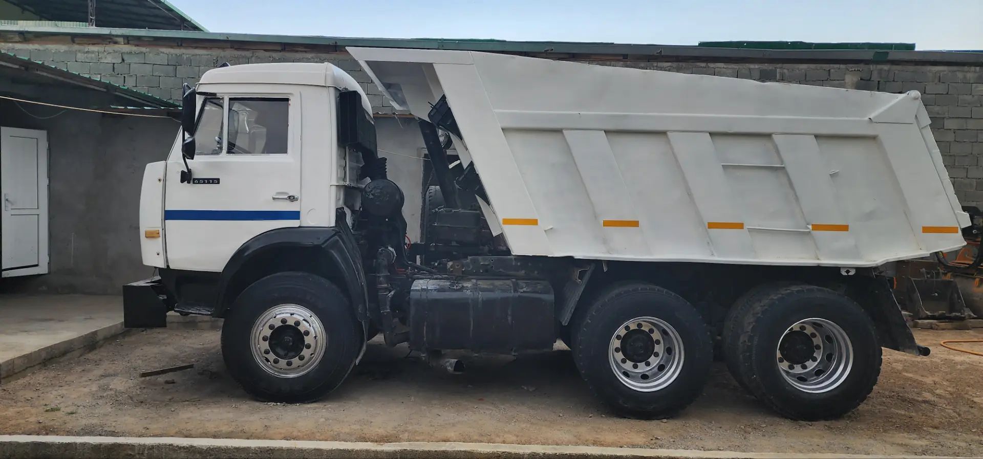 Kamaz Euro 3 2009 - 280 000 TMT - Гарадамак - img 1