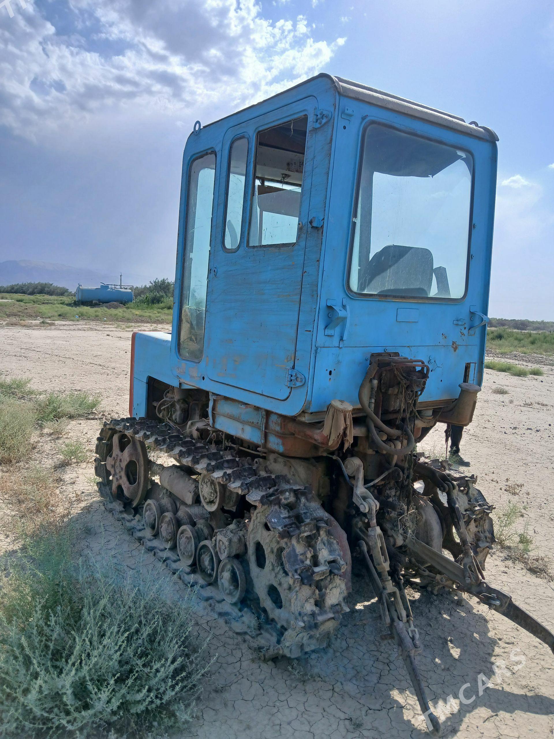 MTZ 80 1988 - 120 000 TMT - Ýaşlyk - img 1