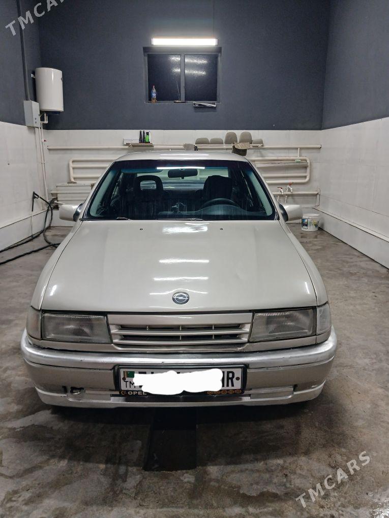Opel Vectra 1992 - 50 000 TMT - Мары - img 1