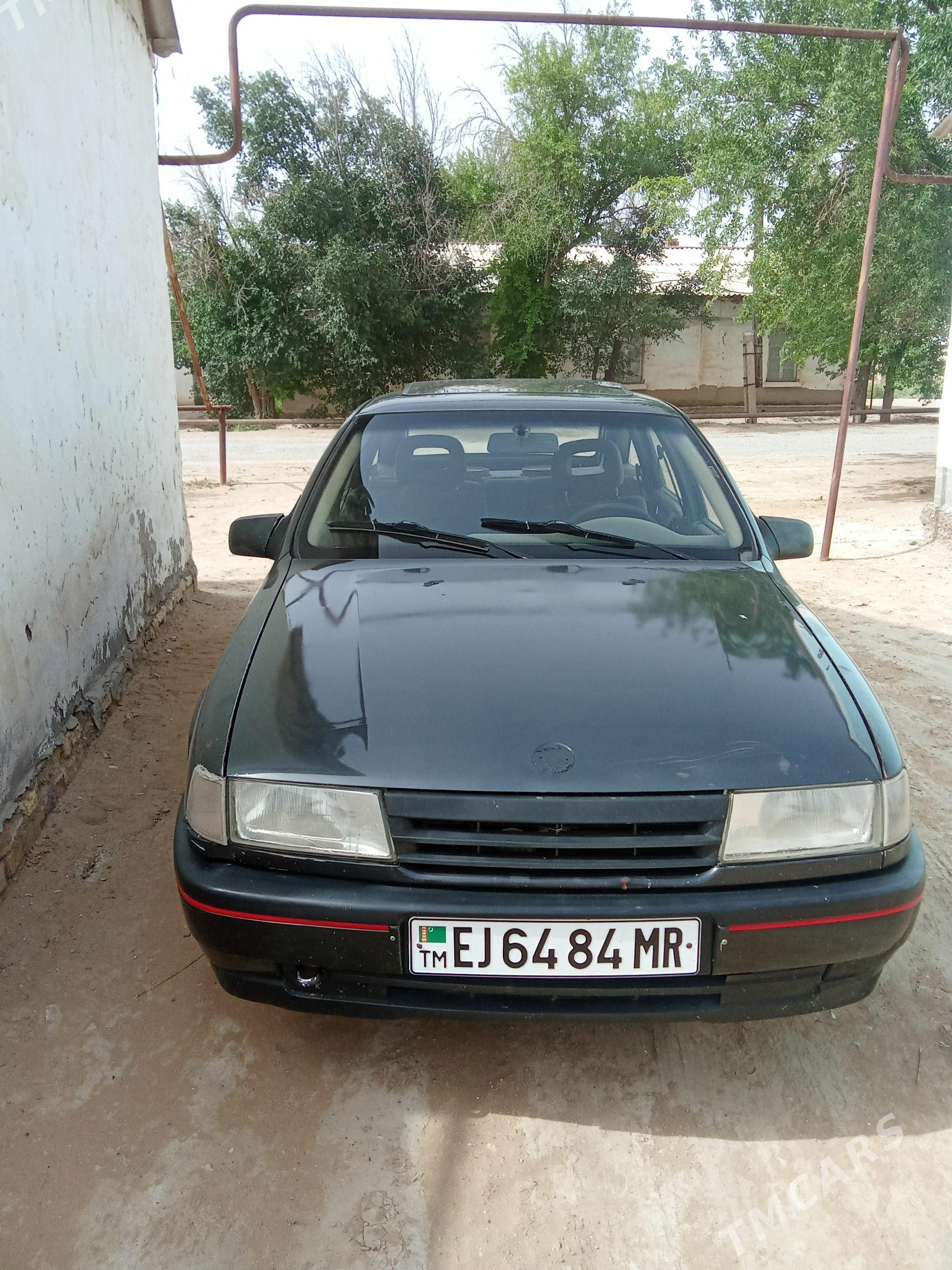 Opel Vectra 1989 - 29 000 TMT - Ýolöten - img 1