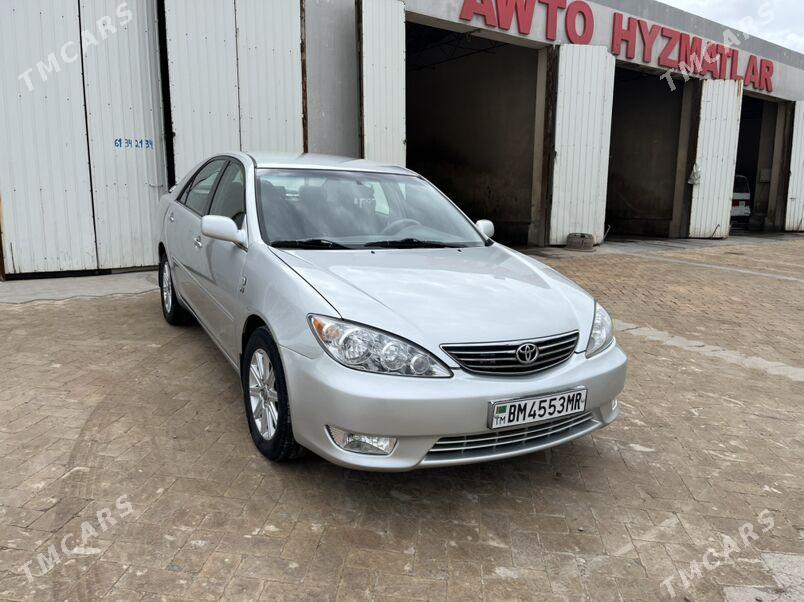 Toyota Camry 2005 - 230 000 TMT - Ёлётен - img 1