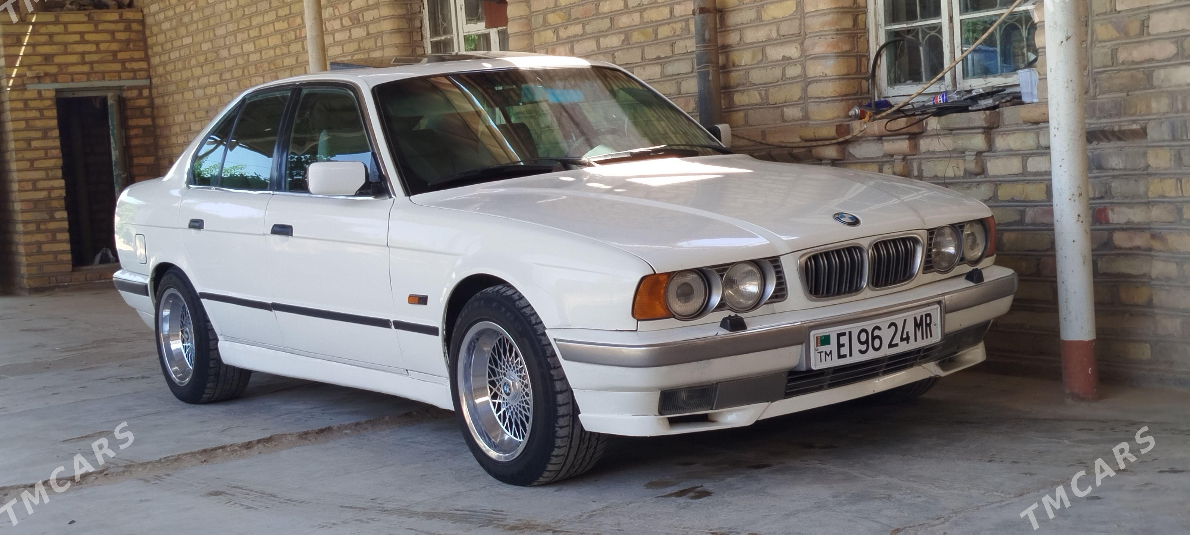 BMW 525 1990 - 90 000 TMT - Мургап - img 1