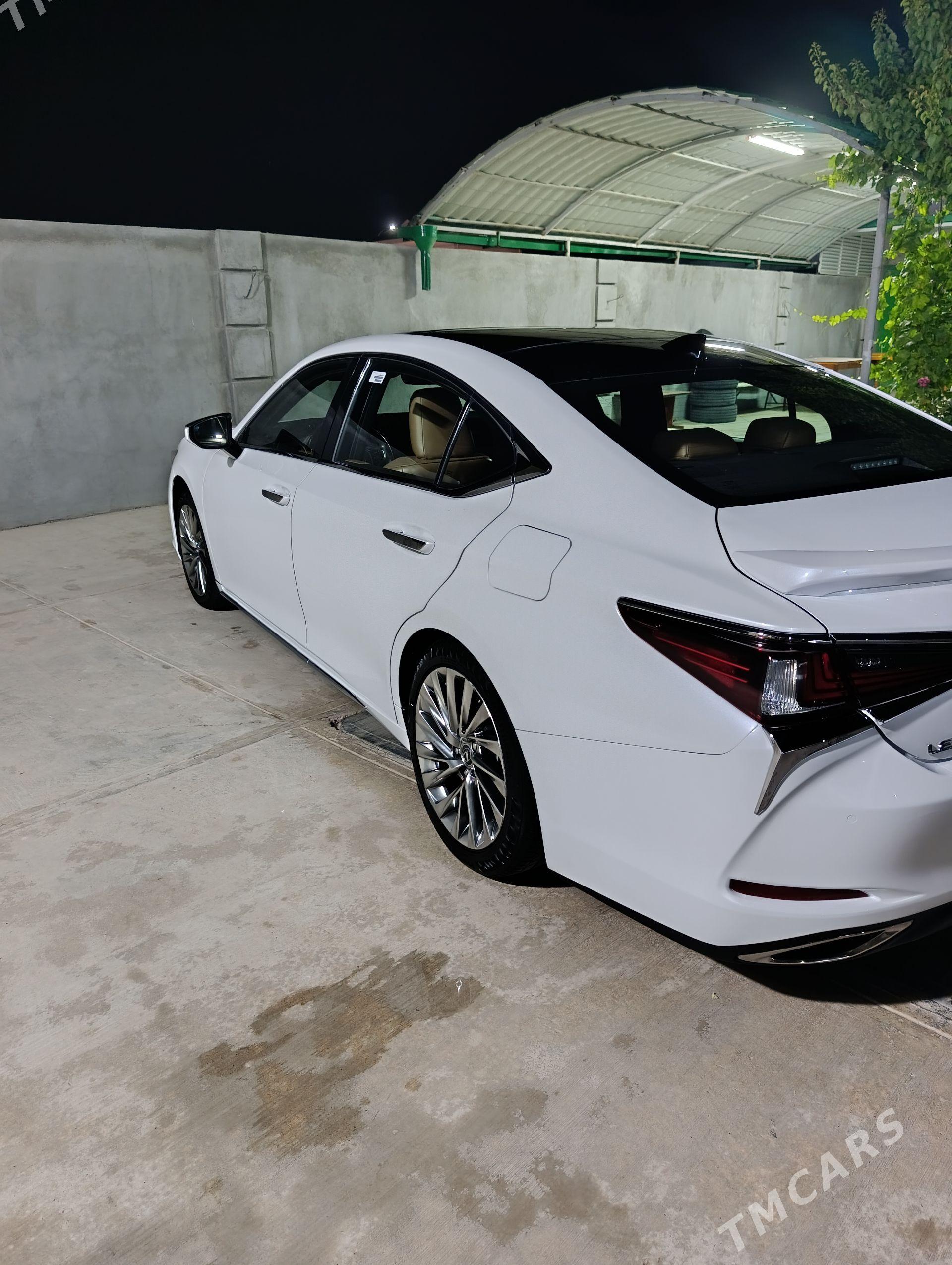 Lexus ES 2019 - 645 000 TMT - Ашхабад - img 1
