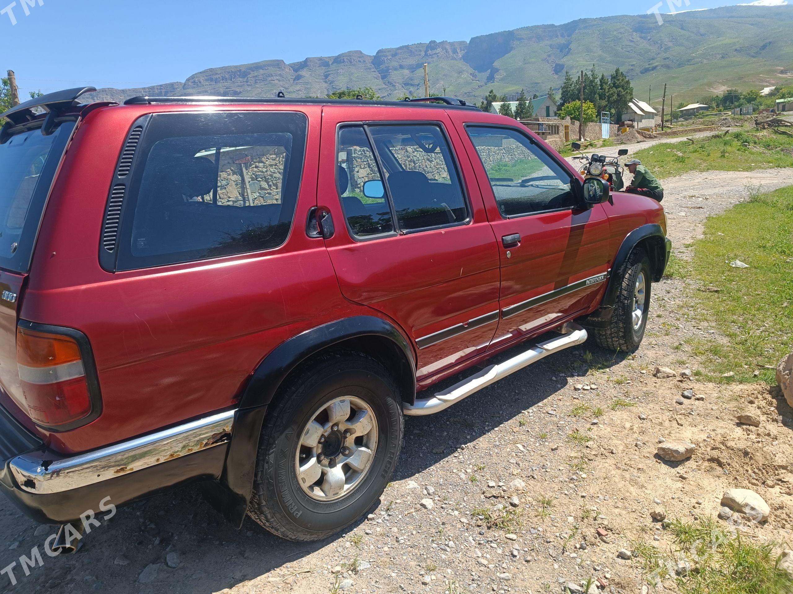 Nissan Pathfinder 1998 - 60 000 TMT - Köýtendag - img 1