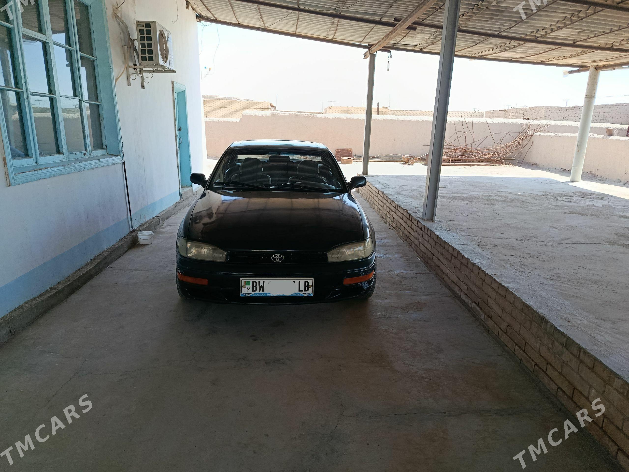 Toyota Camry 1993 - 100 000 TMT - Дарганата - img 1