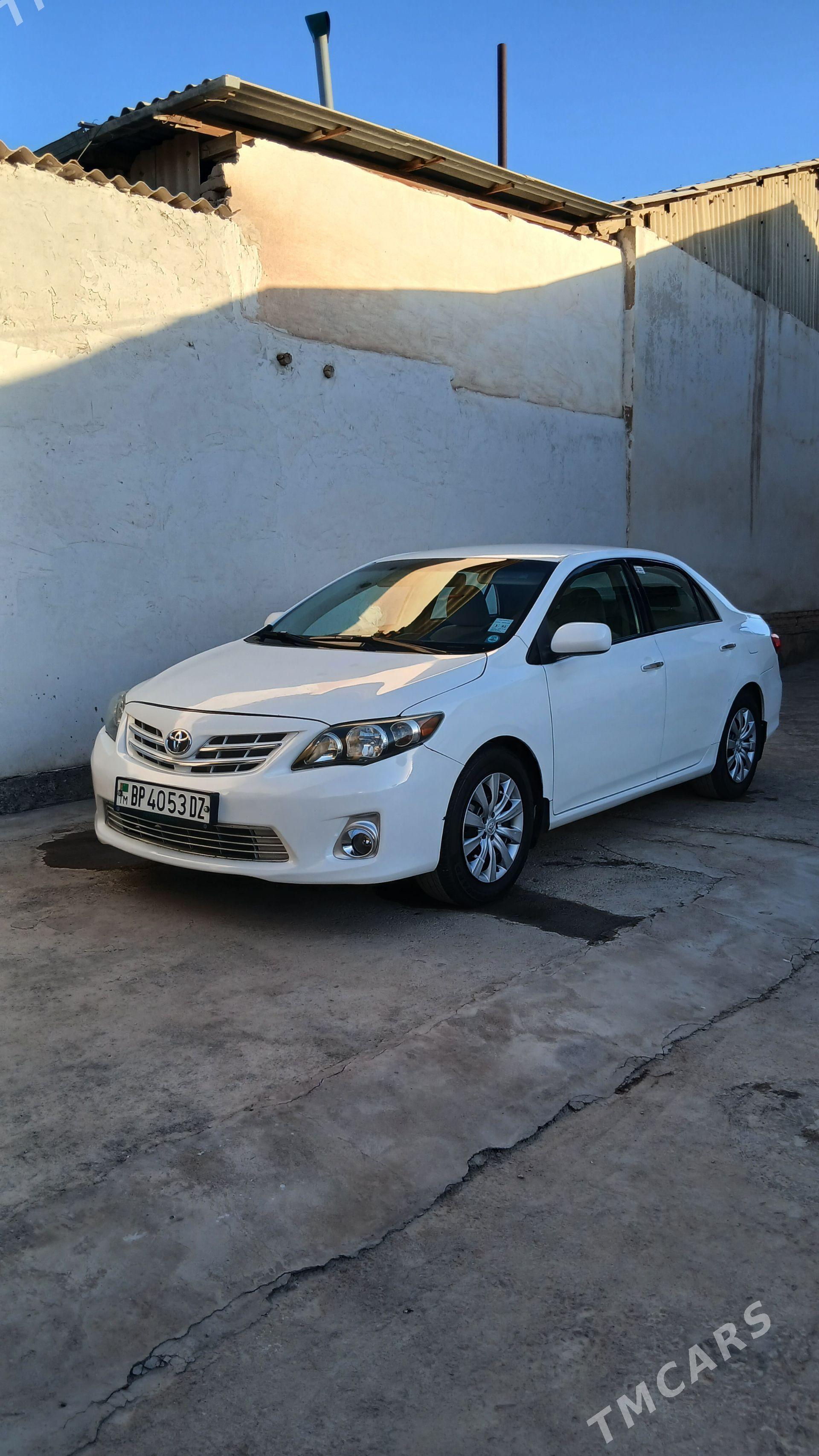 Toyota Corolla 2013 - 220 000 TMT - Губадаг - img 1