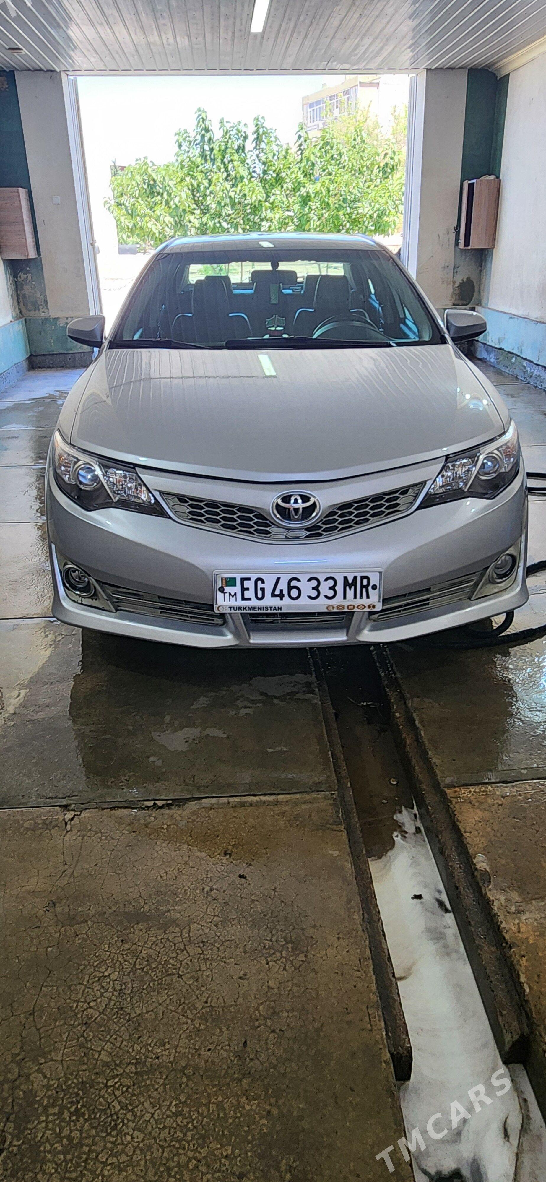 Toyota Camry 2012 - 270 000 TMT - Мары - img 1