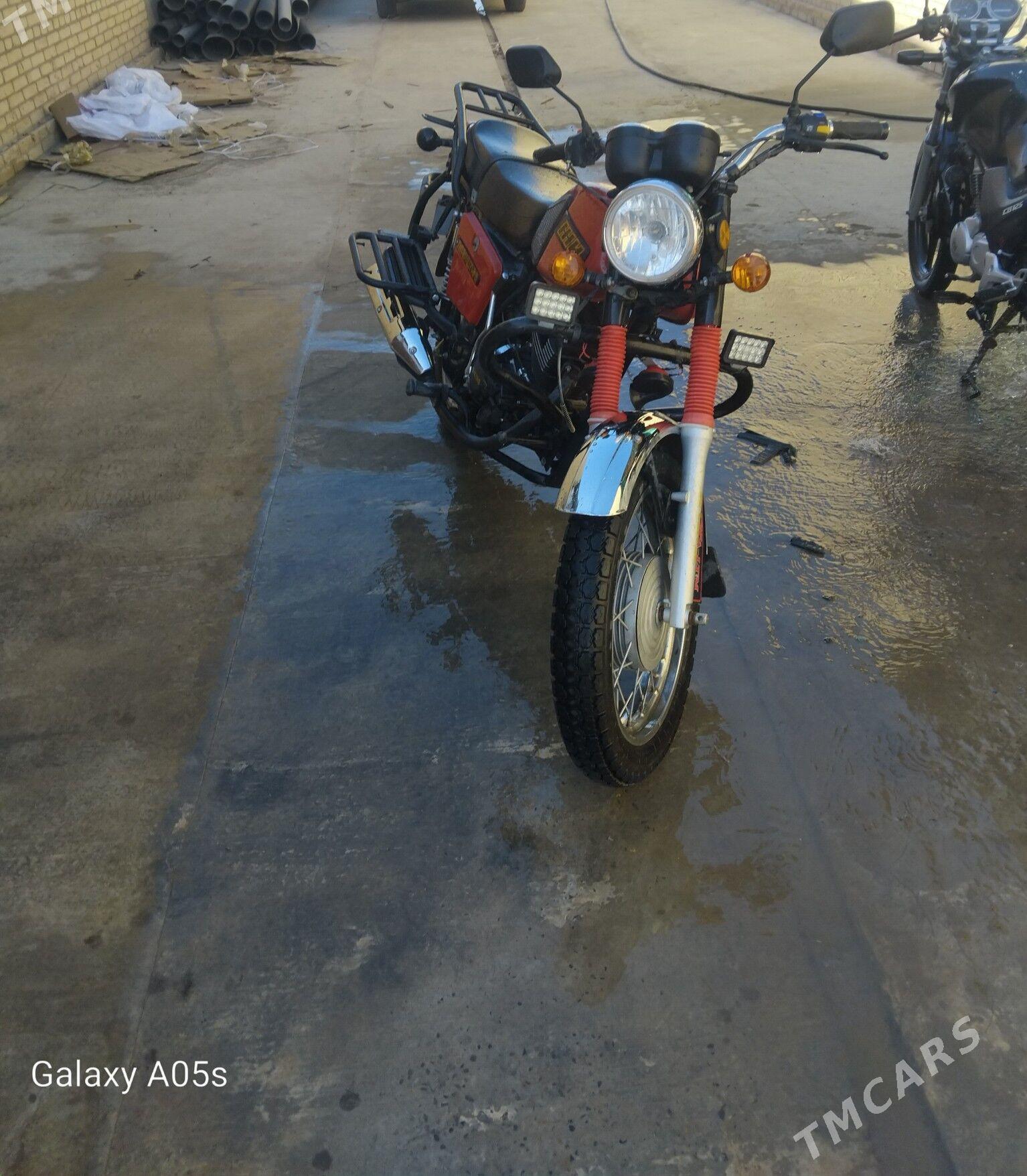 Fekon FK200-14G 2016 - 17 000 TMT - Халач - img 1