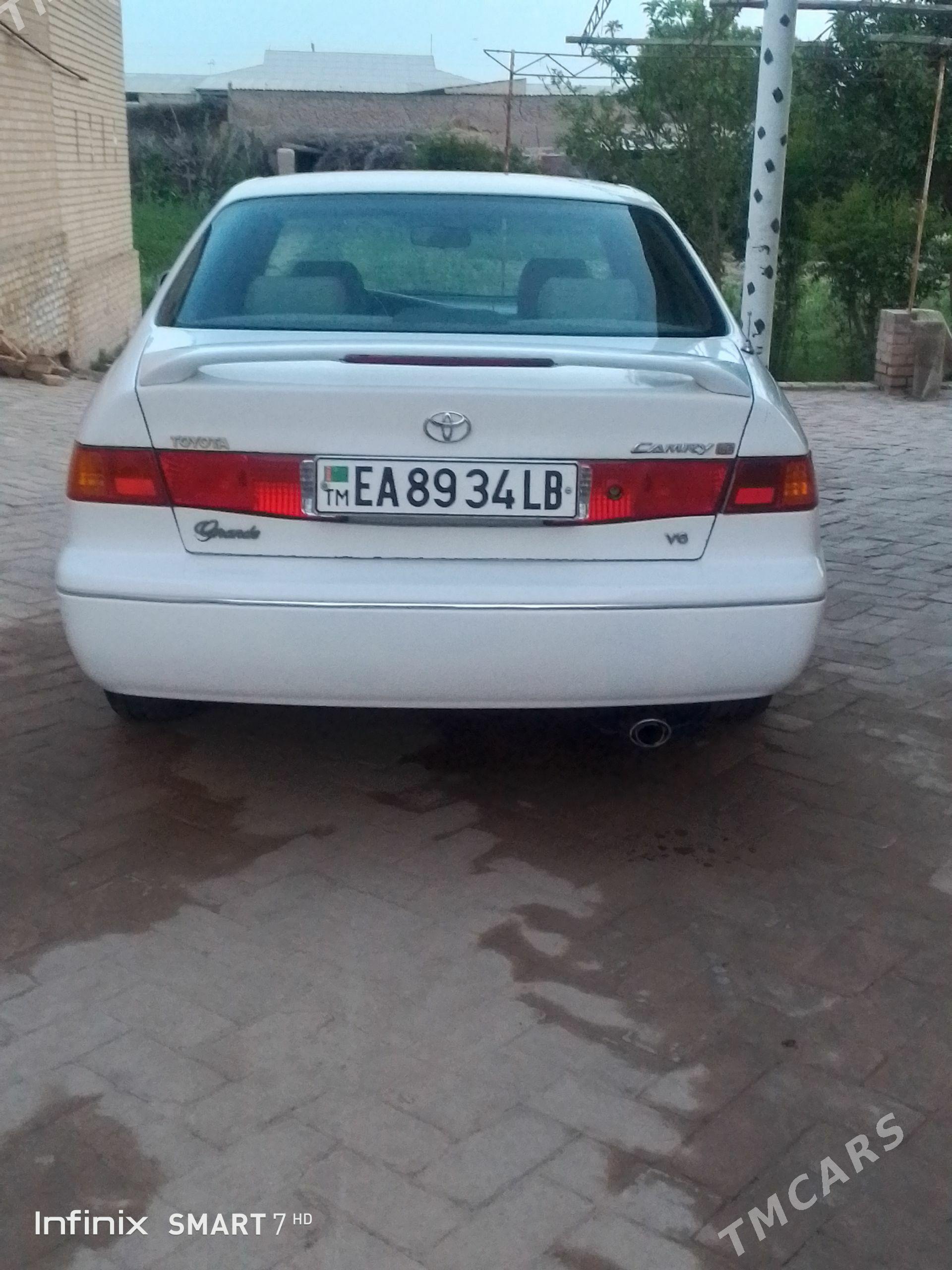 Toyota Camry 1997 - 138 000 TMT - Халач - img 1