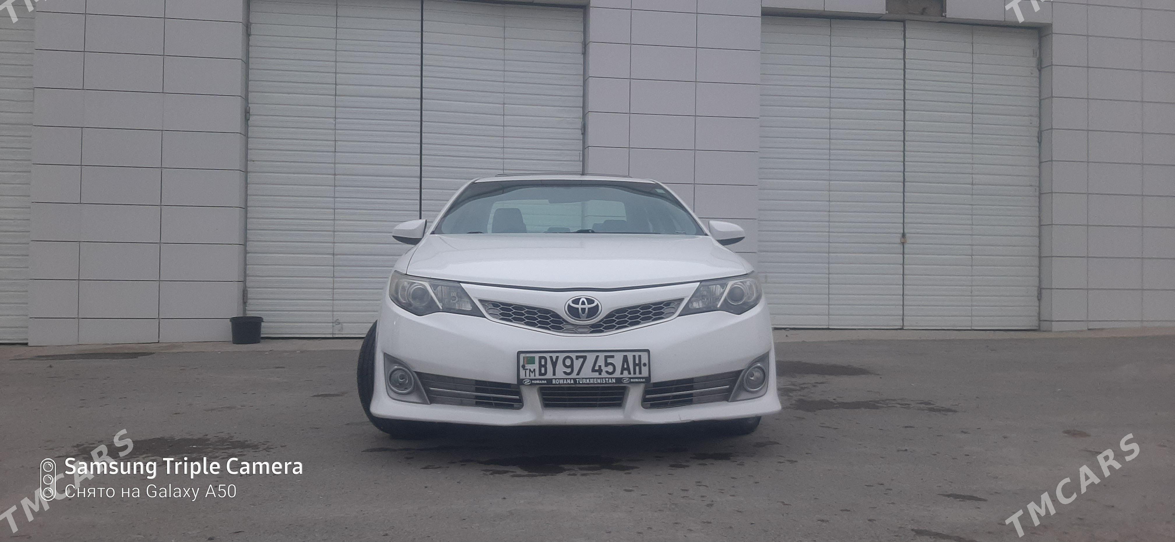Toyota Camry 2012 - 245 000 TMT - Гёкдепе - img 1