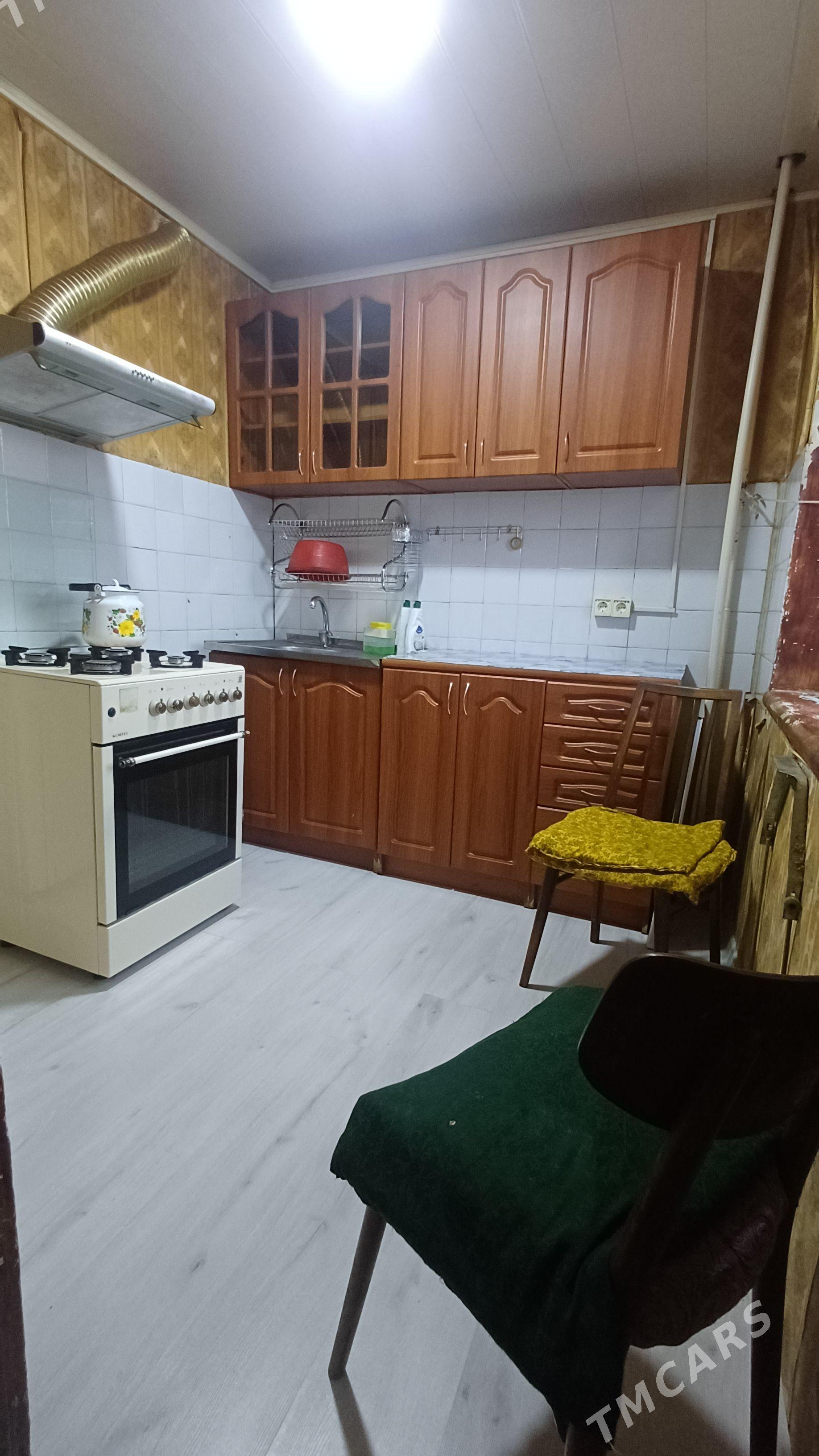 квартира - Туркменабат - img 1