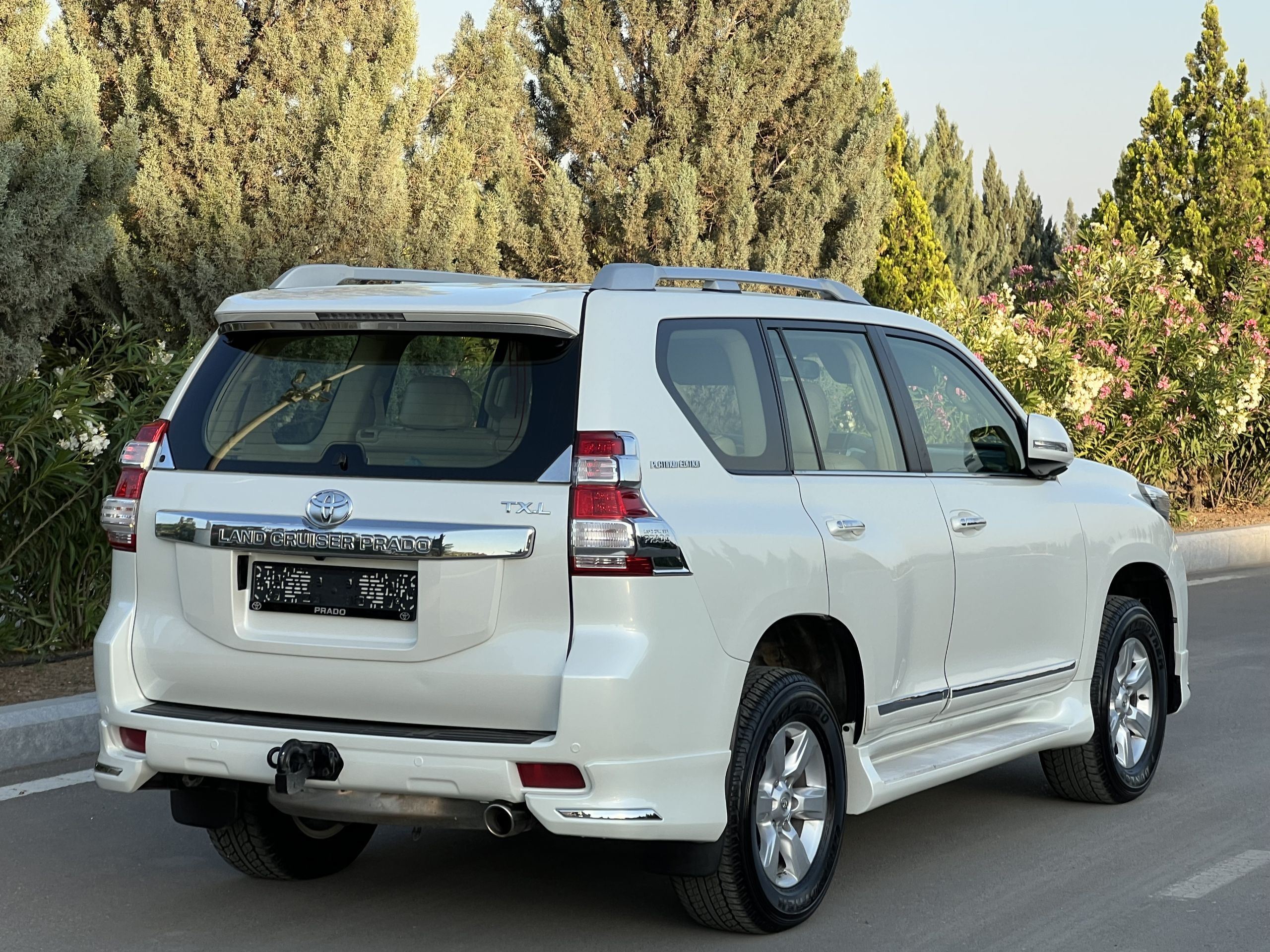 Toyota Land Cruiser Prado 2014 - 688 000 TMT - "Altyn Asyr" Gündogar bazary (Jygyllyk) - img 1