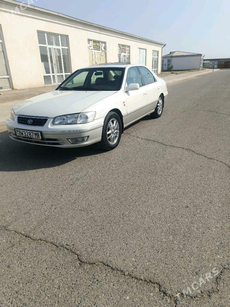 Toyota Camry 2001 - 115 000 TMT - Тагтабазар - img 1