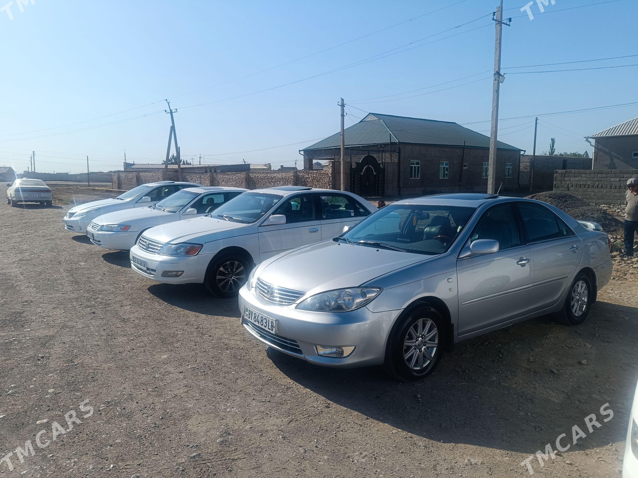 Toyota Camry 2005 - 250 000 TMT - Койтендаг - img 1
