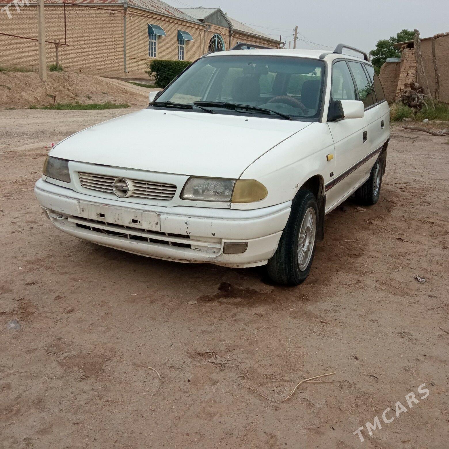 Opel Astra 1994 - 31 000 TMT - Байрамали - img 1