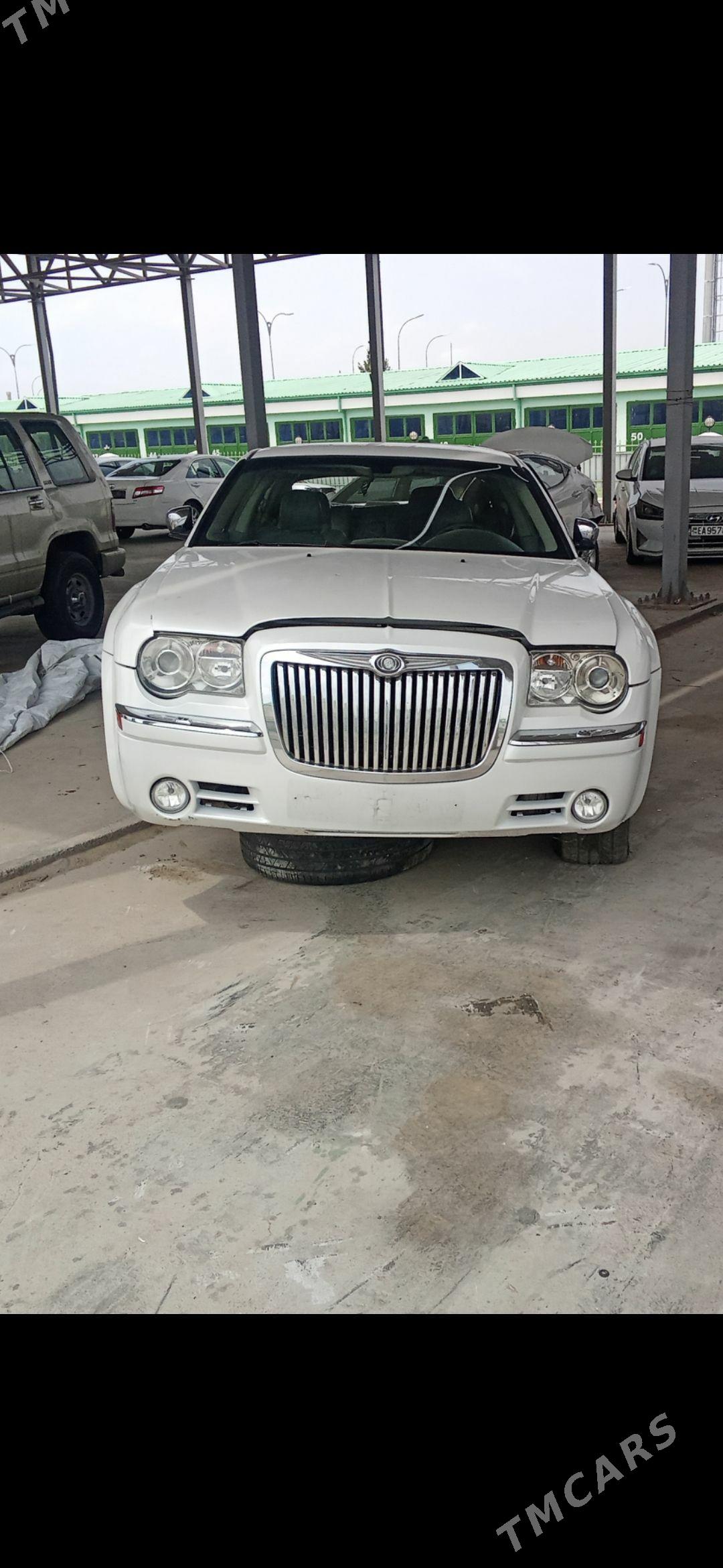 Chrysler 300C 2006 - 60 000 TMT - Bedew - img 1