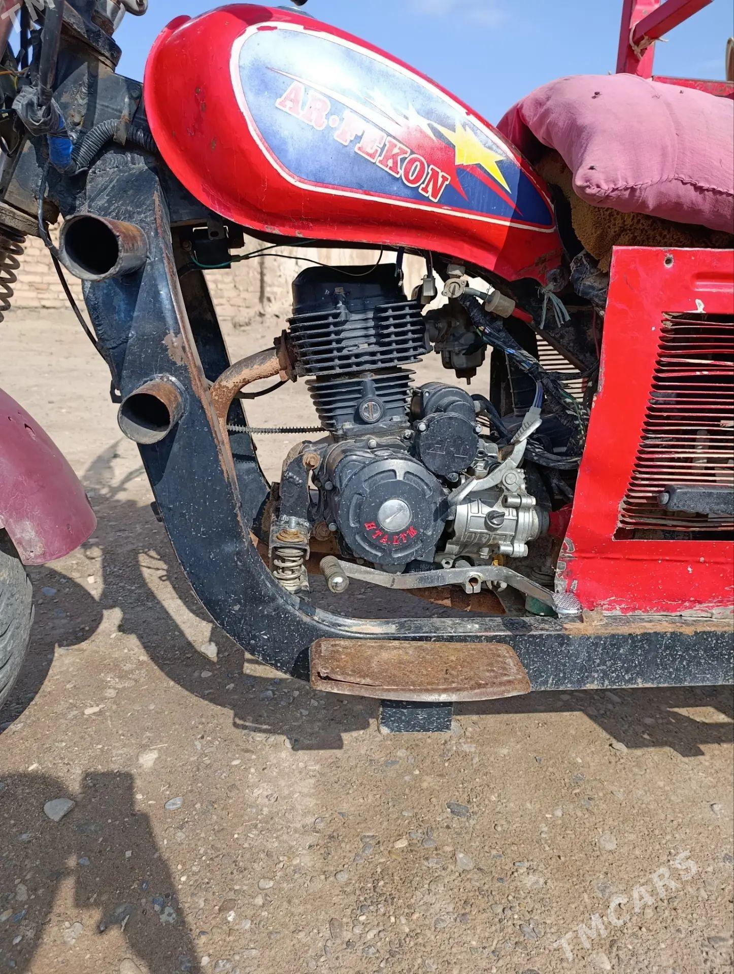 Fekon FK200-14G 2015 - 14 000 TMT - Серахс - img 1