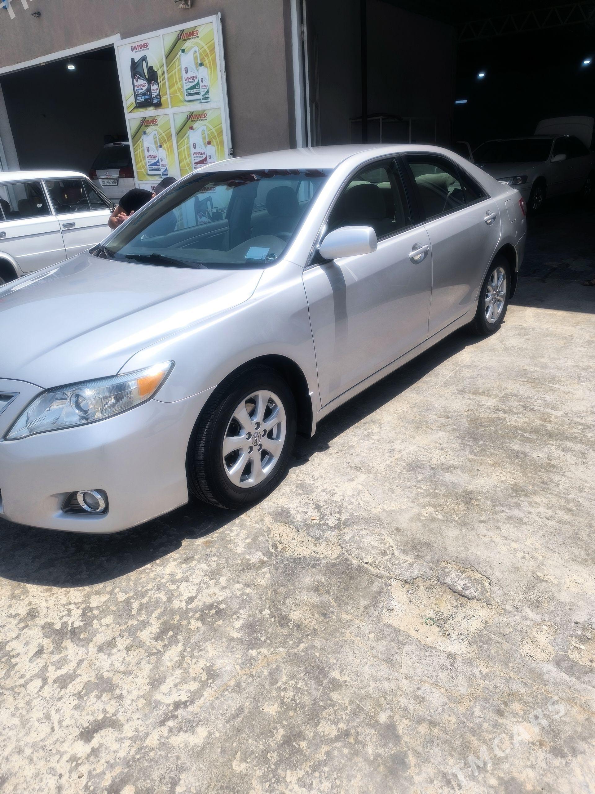 Toyota Camry 2010 - 235 000 TMT - Baýramaly - img 1