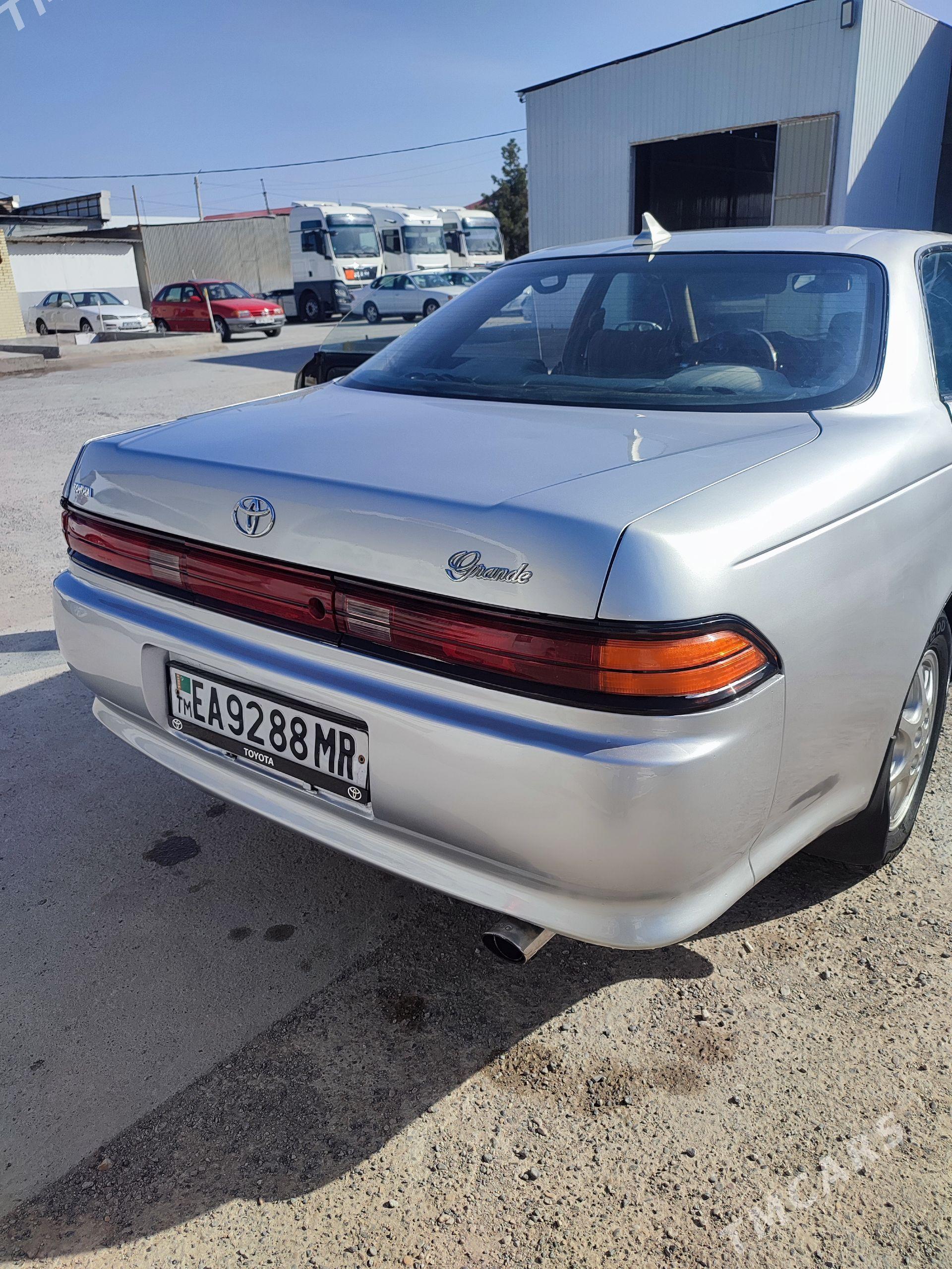 Toyota Mark II 1993 - 68 000 TMT - Mary - img 1