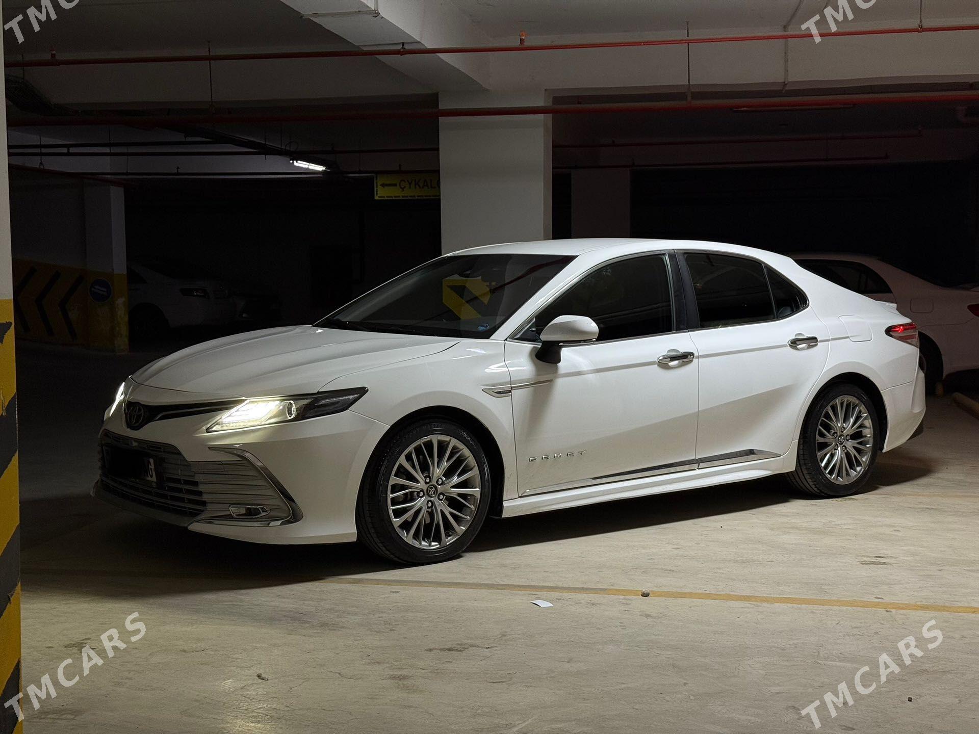 Toyota Camry 2018 - 295 000 TMT - Aşgabat - img 1