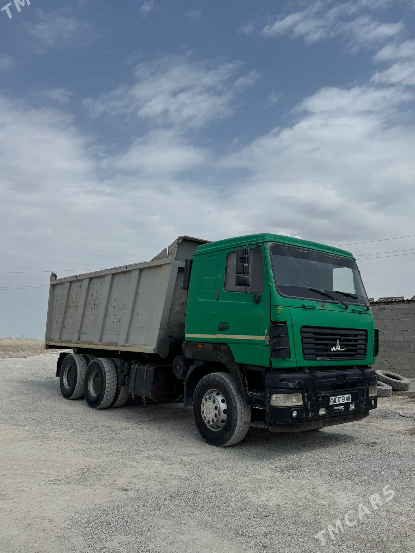 Kamaz 6520 2014 - 430 000 TMT - Гёкдепе - img 1