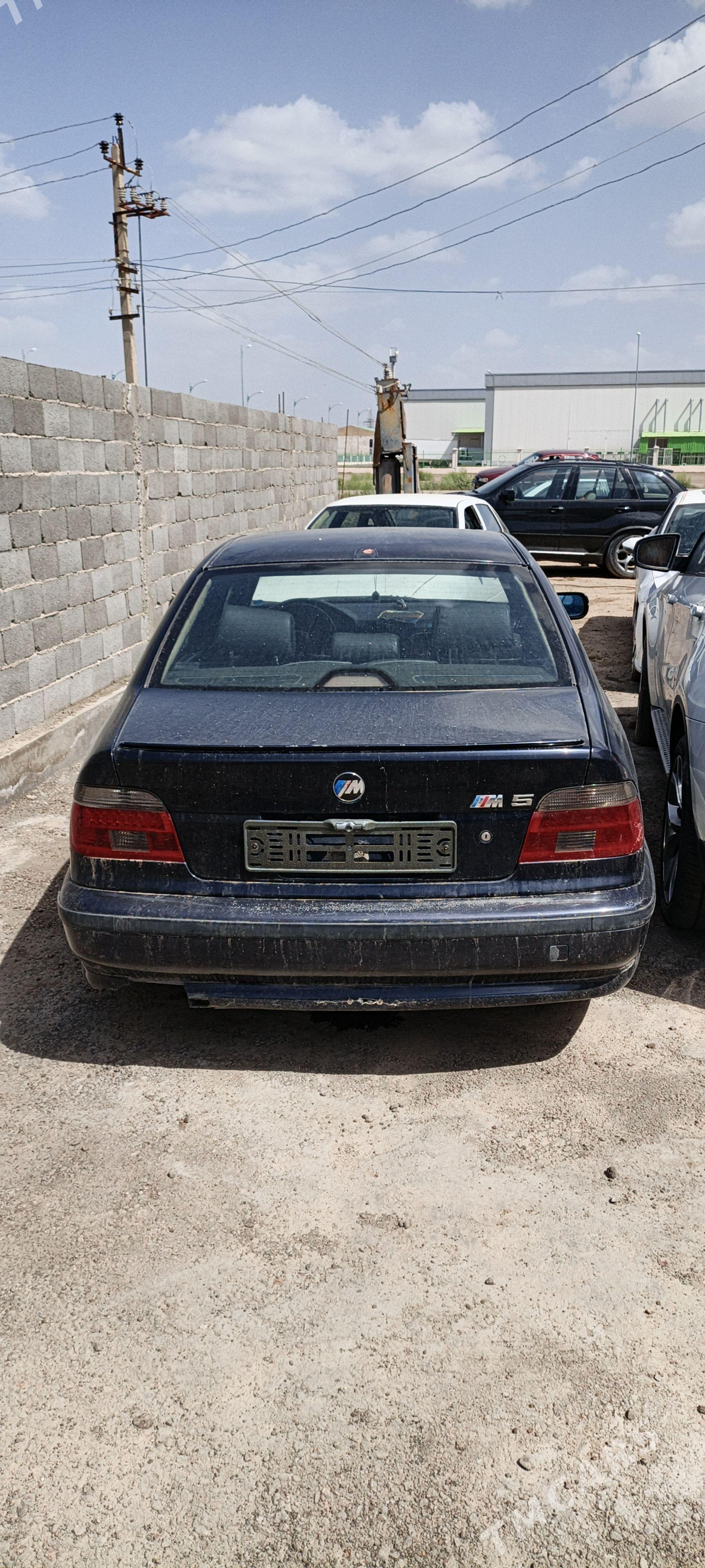 BMW E39 1998 - 70 000 TMT - Дашогуз - img 1