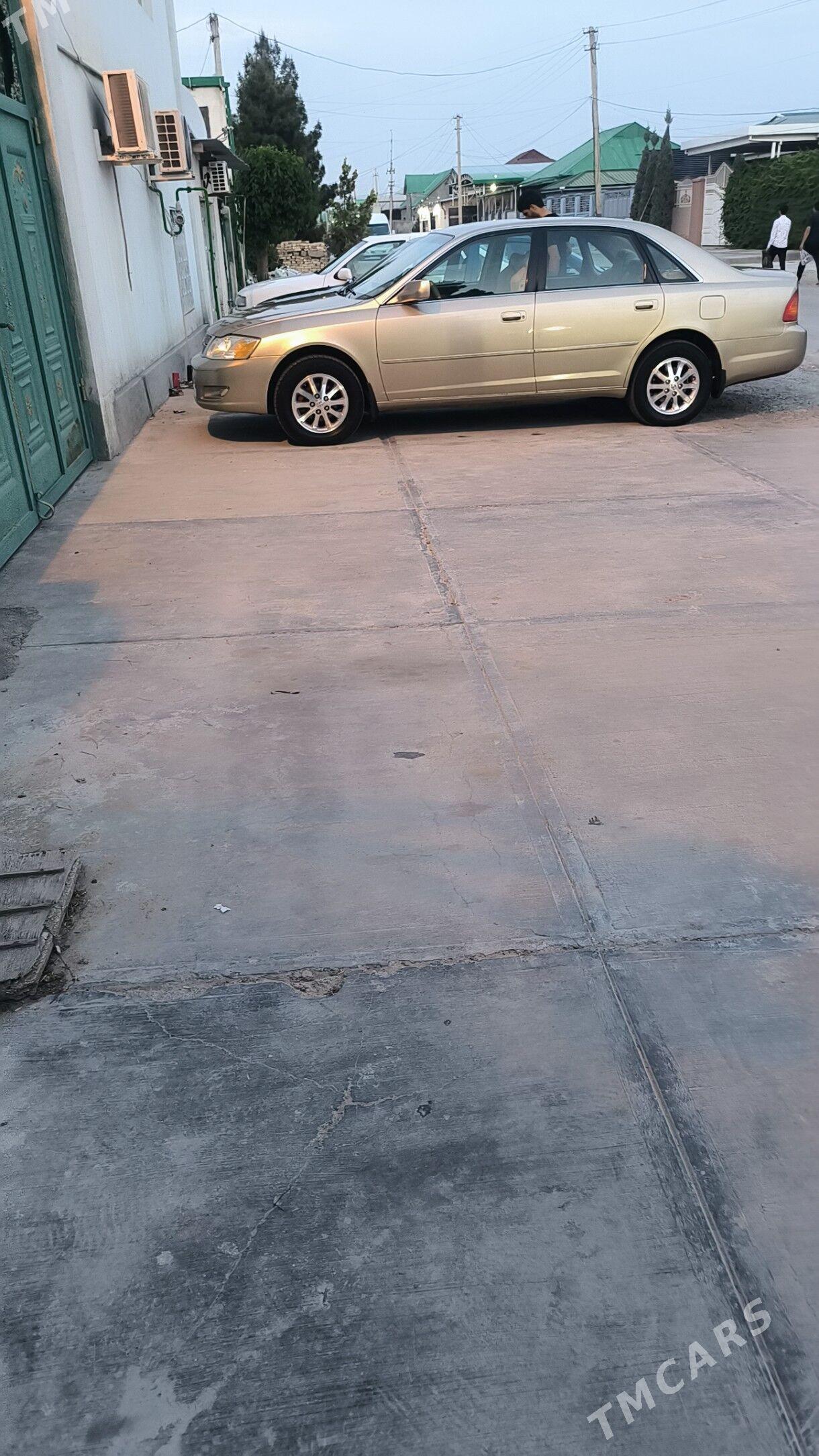 Toyota Avalon 2002 - 240 000 TMT - Байрамали - img 1