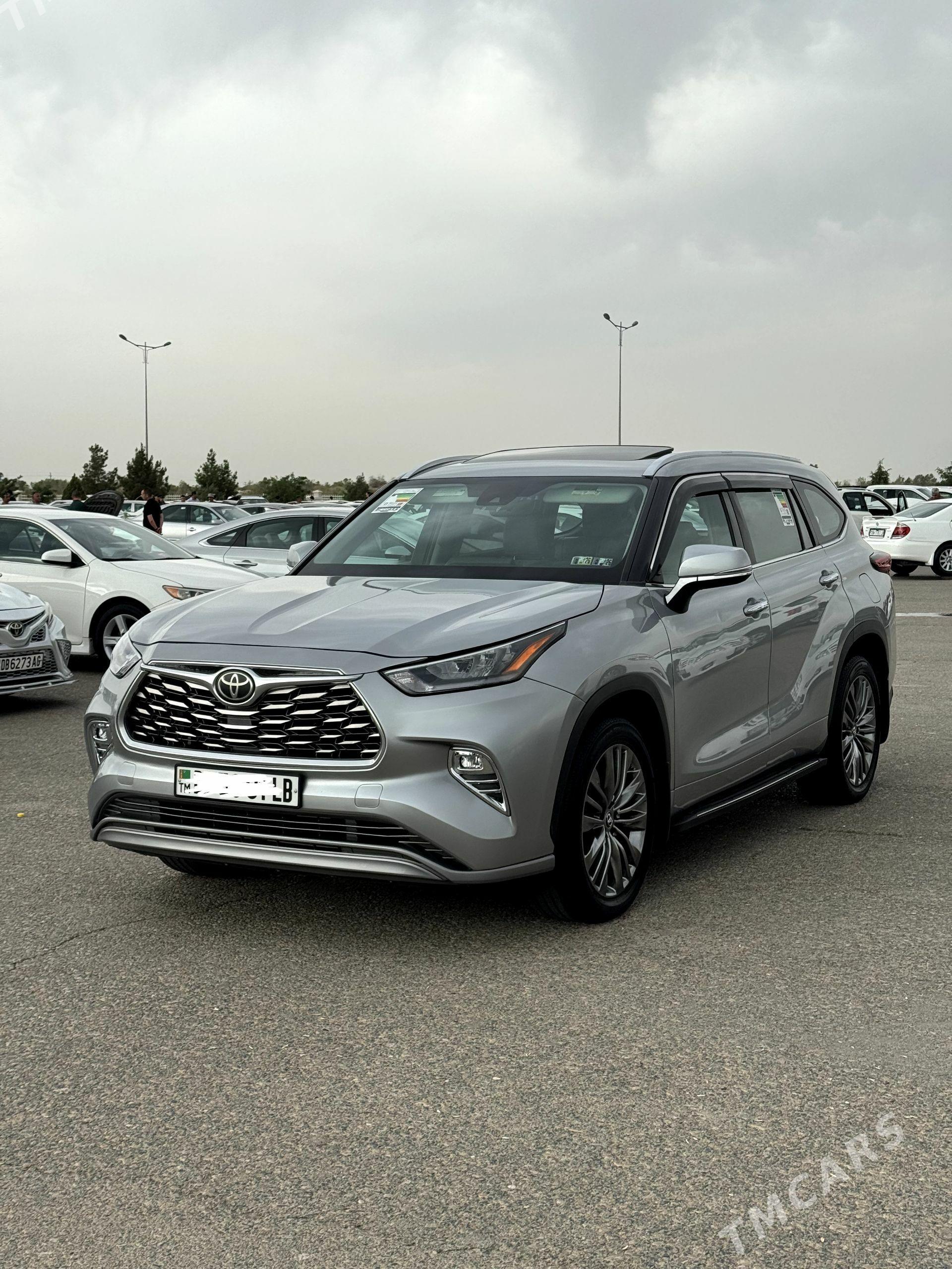 Toyota Highlander 2021 - 590 000 TMT - Туркменабат - img 1