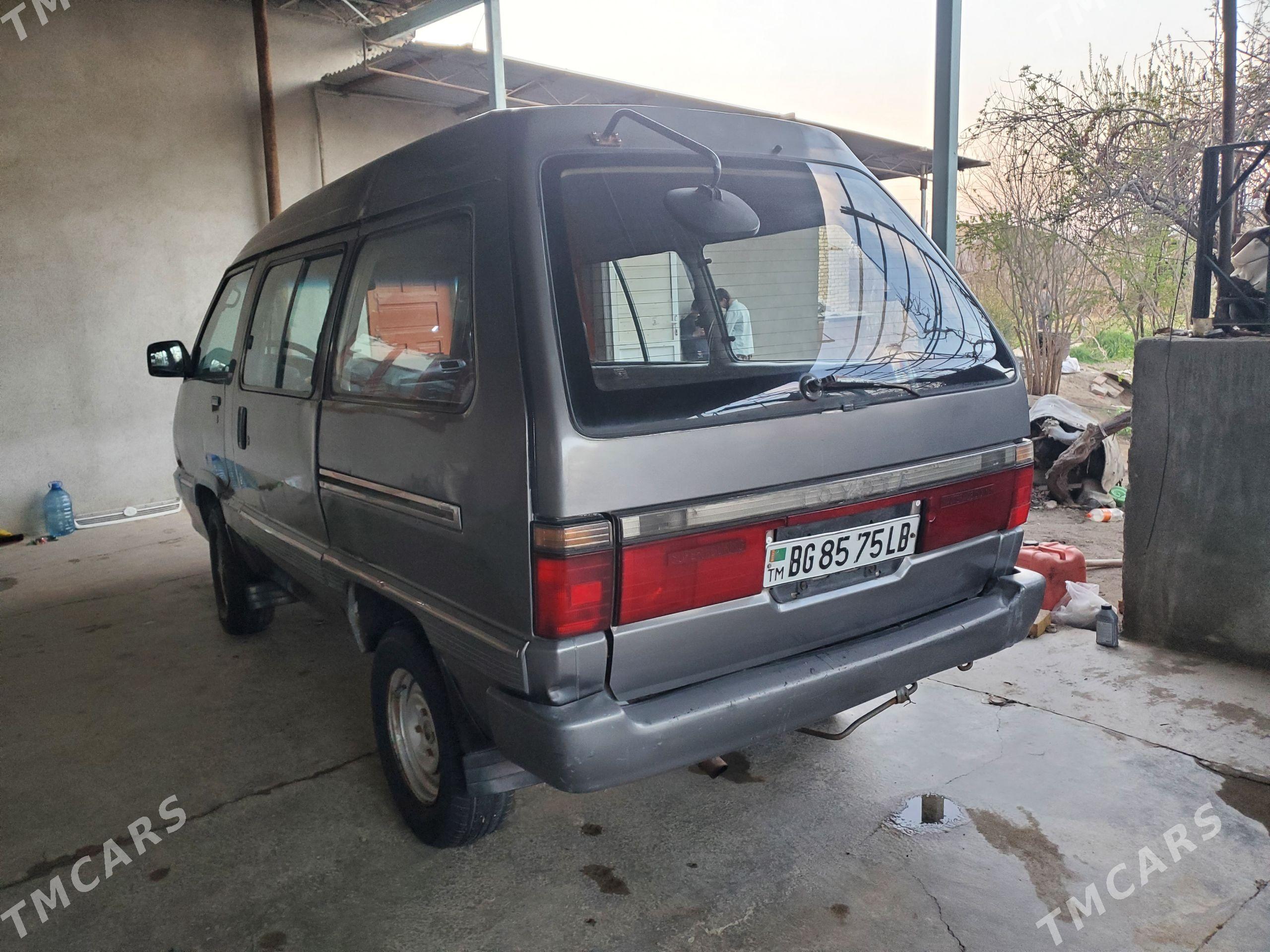 Toyota Town Ace 1991 - 30 000 TMT - Sakar - img 1
